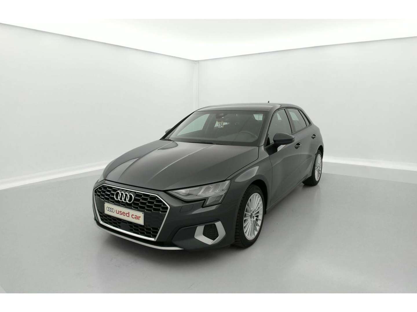 Audi A3 nuo 351 €/ mėn Benzinas 2021m. Sedanas Automatinė