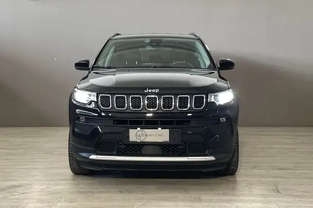 Jeep Compass view 2