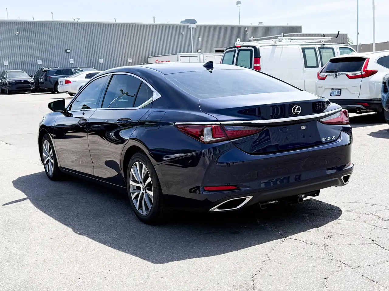 Lexus ES photo Lexus ES