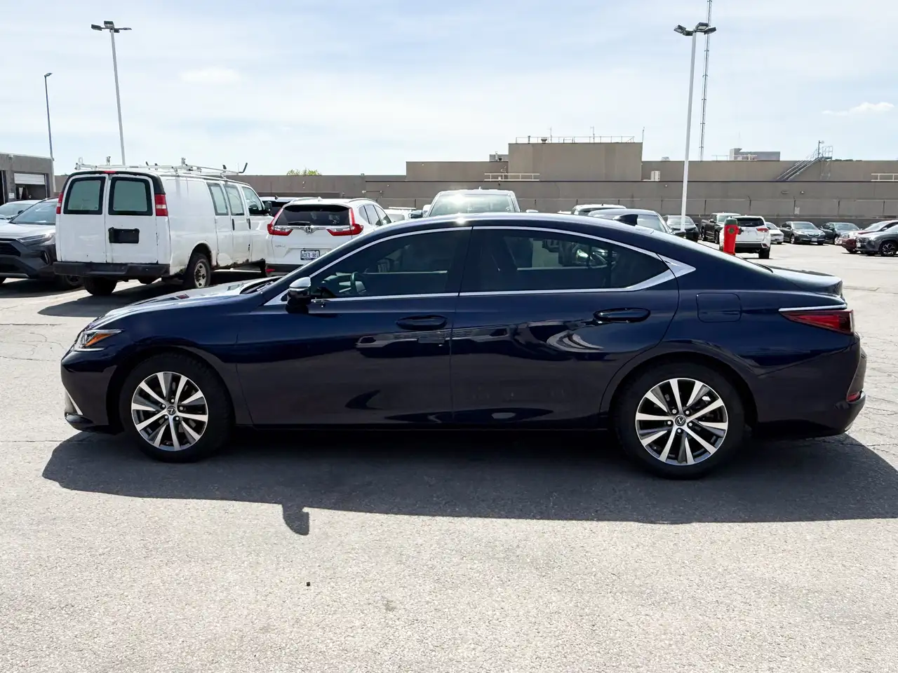 Lexus ES photo Lexus ES