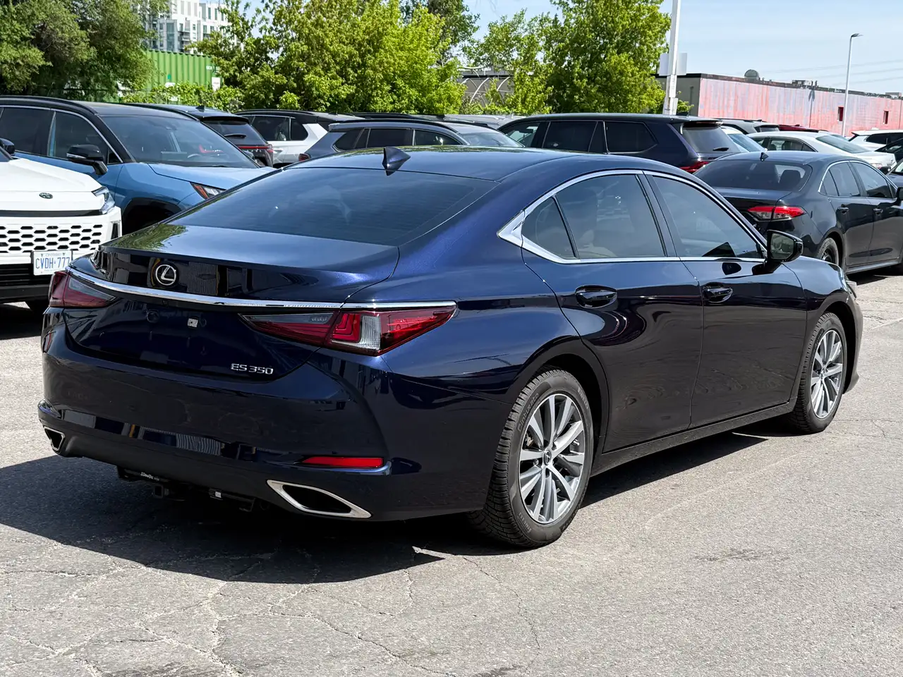 Lexus ES photo Lexus ES