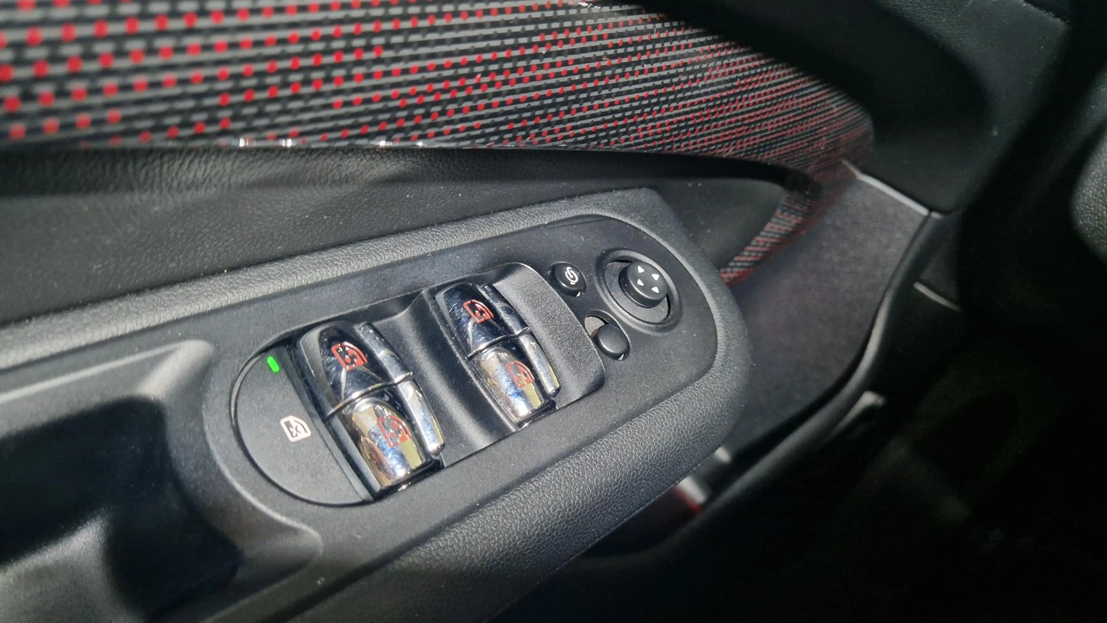 MINI Cooper Clubman 1.5 Chili | Leder | Navigatie | Trekhaak | — photo 19