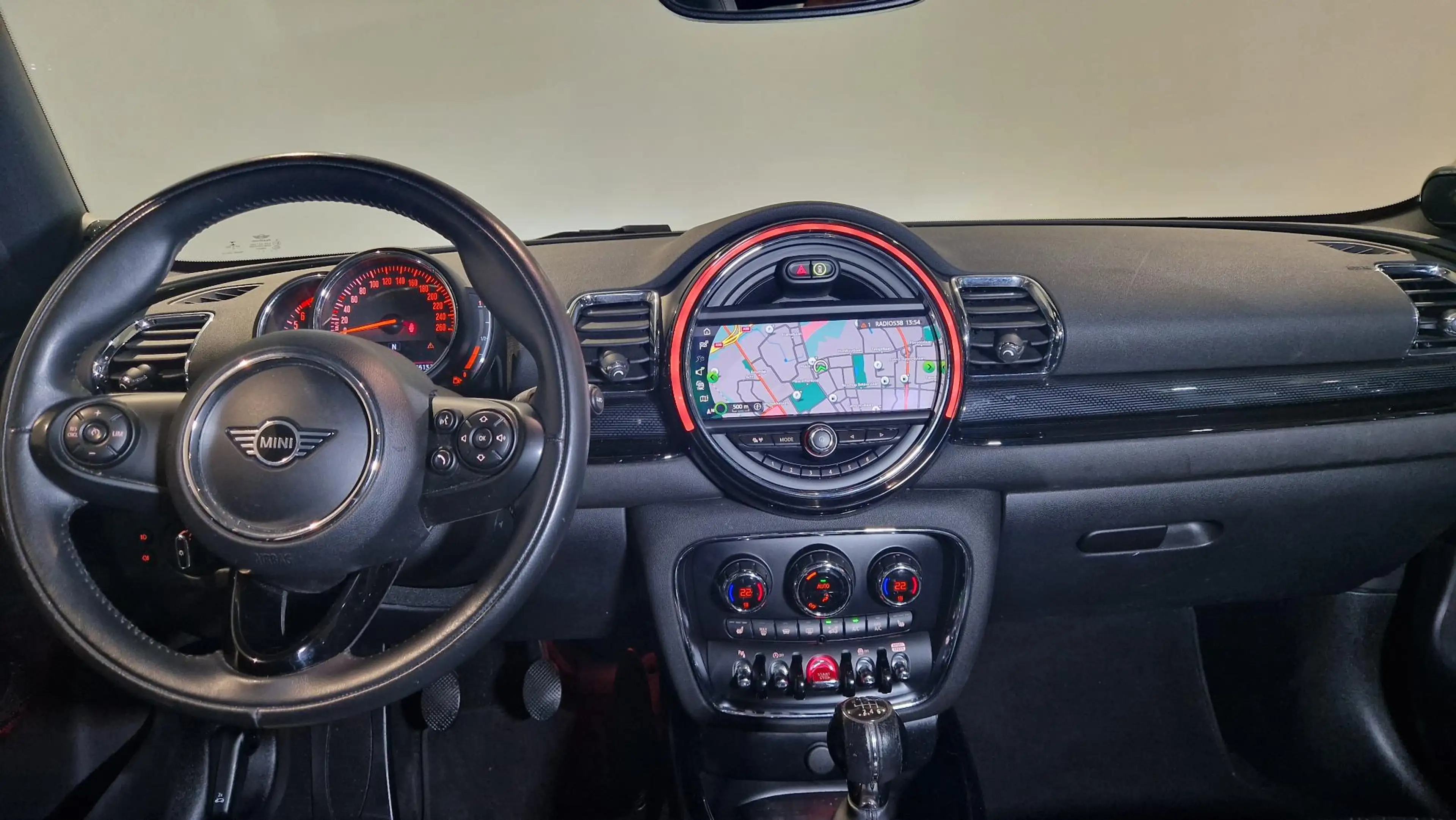 MINI Cooper Clubman 1.5 Chili | Leder | Navigatie | Trekhaak | — photo 3