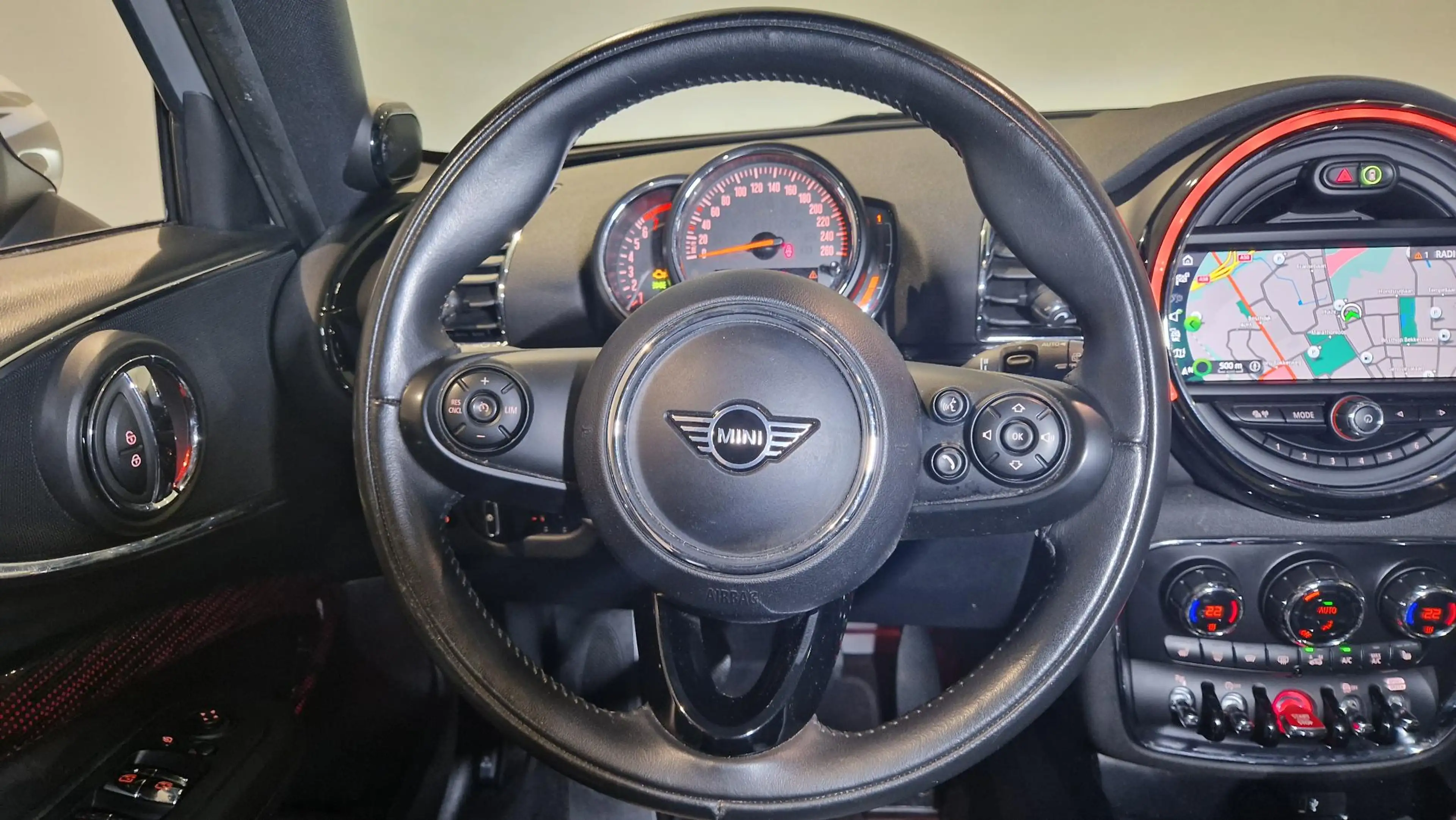 MINI Cooper Clubman 1.5 Chili | Leder | Navigatie | Trekhaak | — photo 27