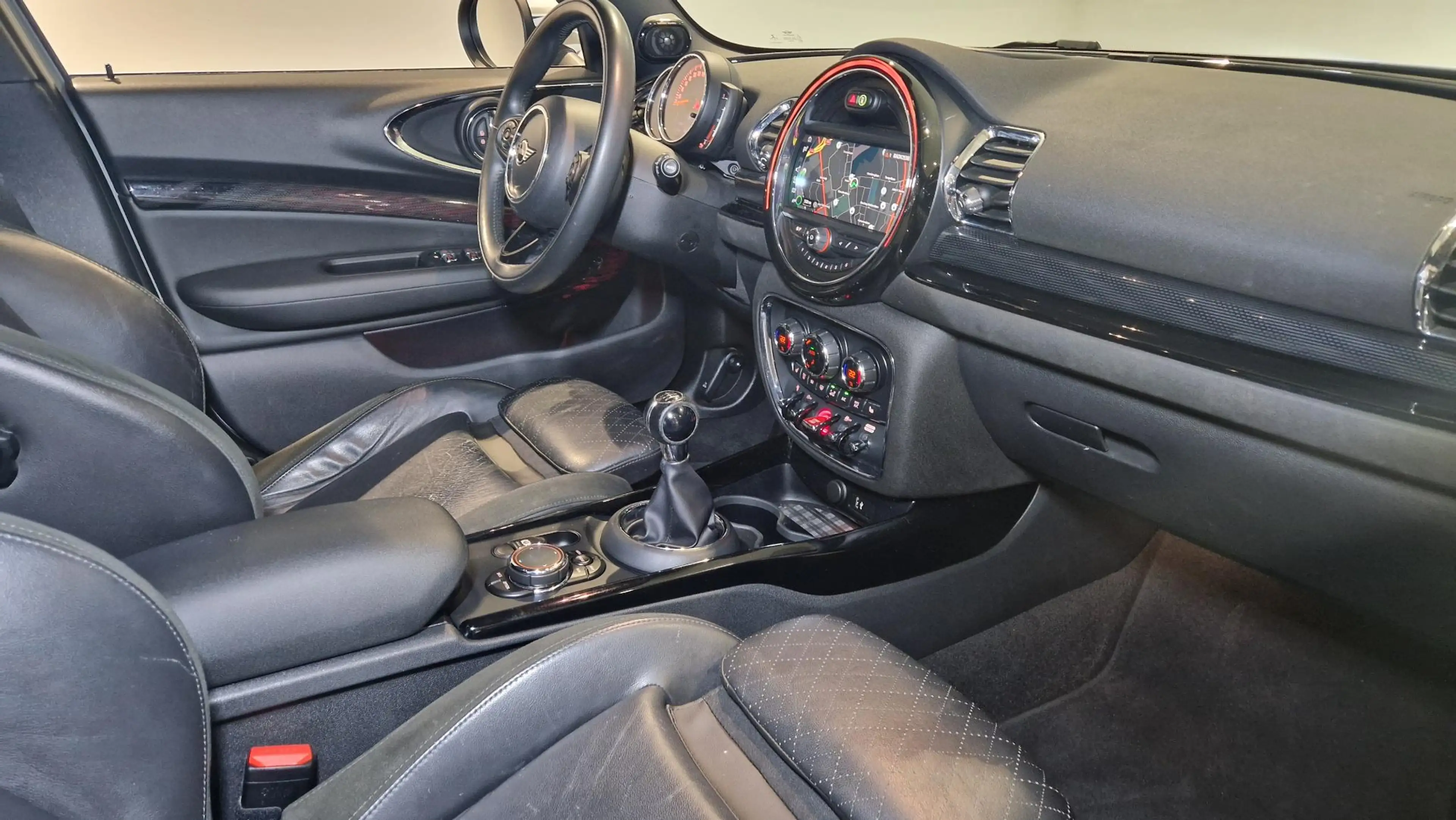 MINI Cooper Clubman 1.5 Chili | Leder | Navigatie | Trekhaak | — photo 23