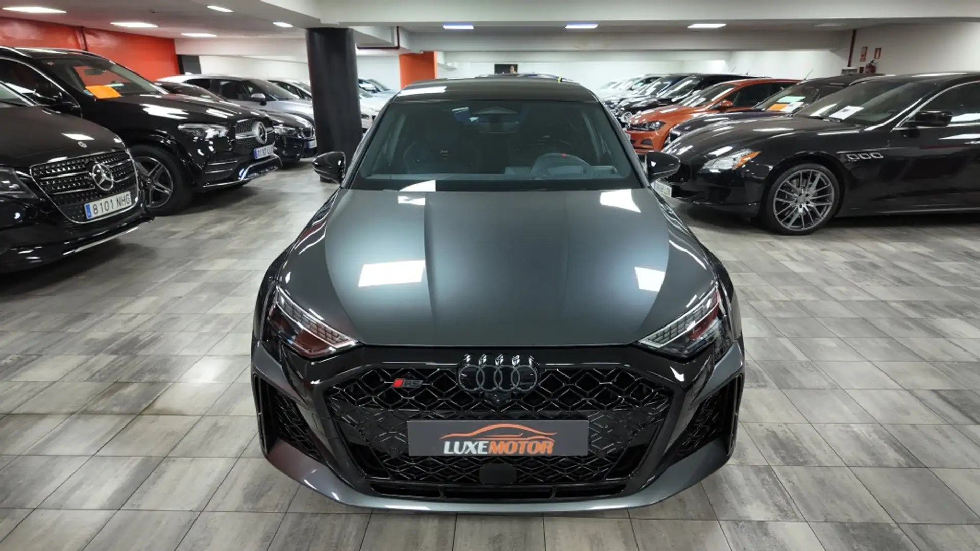 Audi A3 RS3 Sportback quattro S tronic 294kW Gris - 2