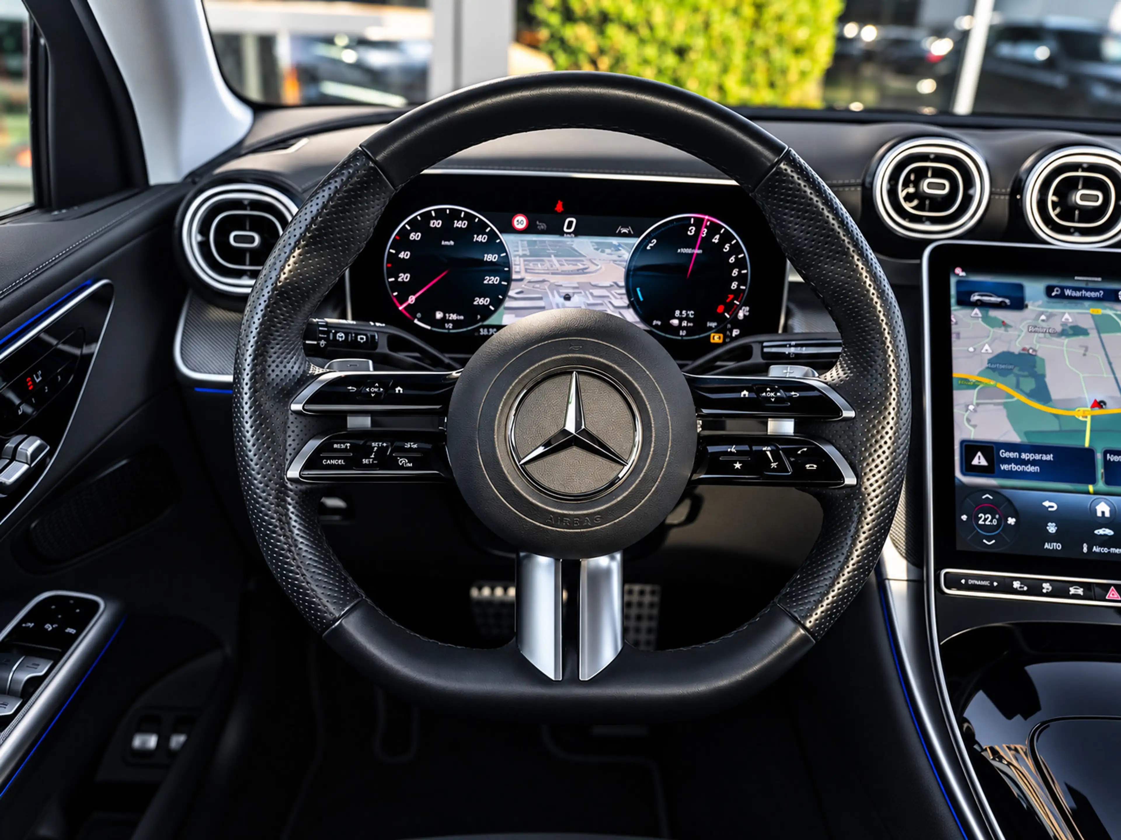 Mercedes-Benz GLC 300 300e 4MATIC AMG Line|PANO|BURMES|APP|ACC — photo 11