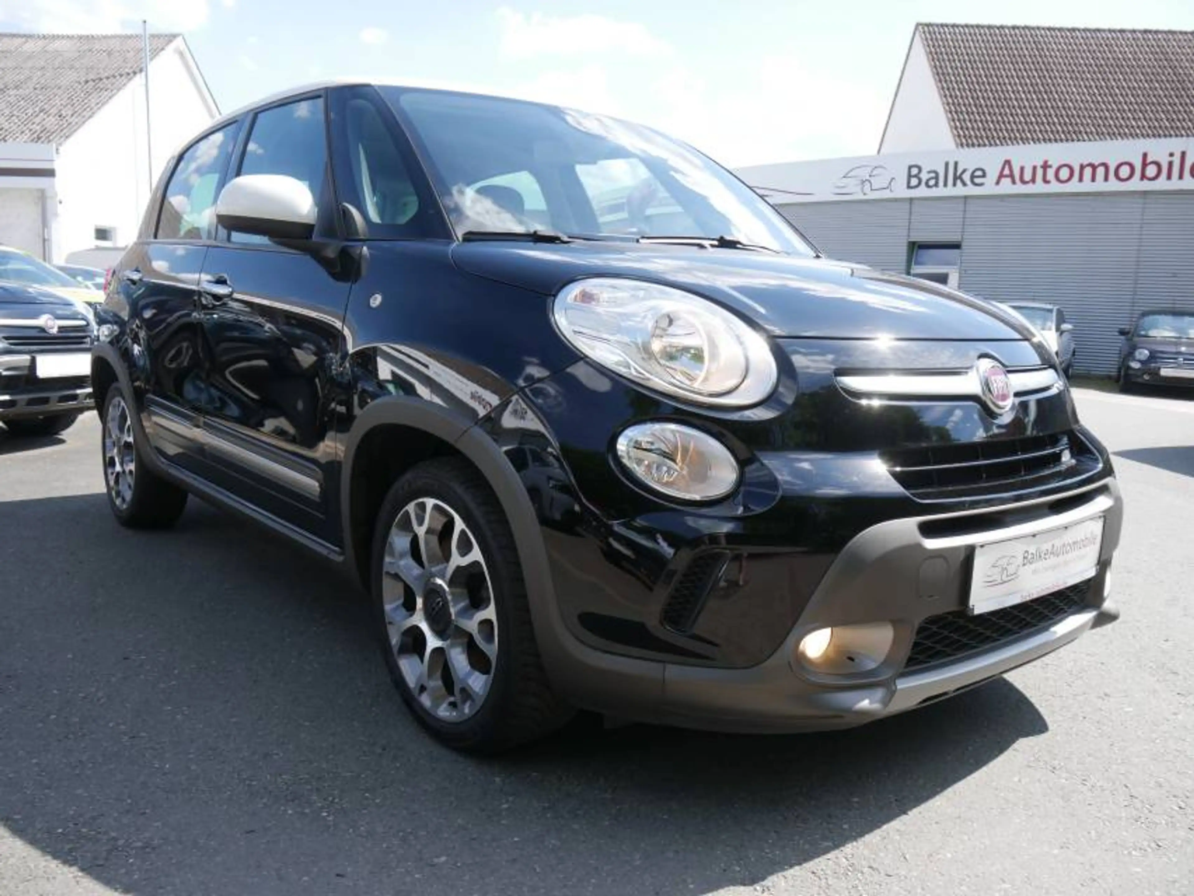 Fiat 500L Trekking ROCK`N ROAD EDITION *TOP Zustand!*uvm! — photo 3