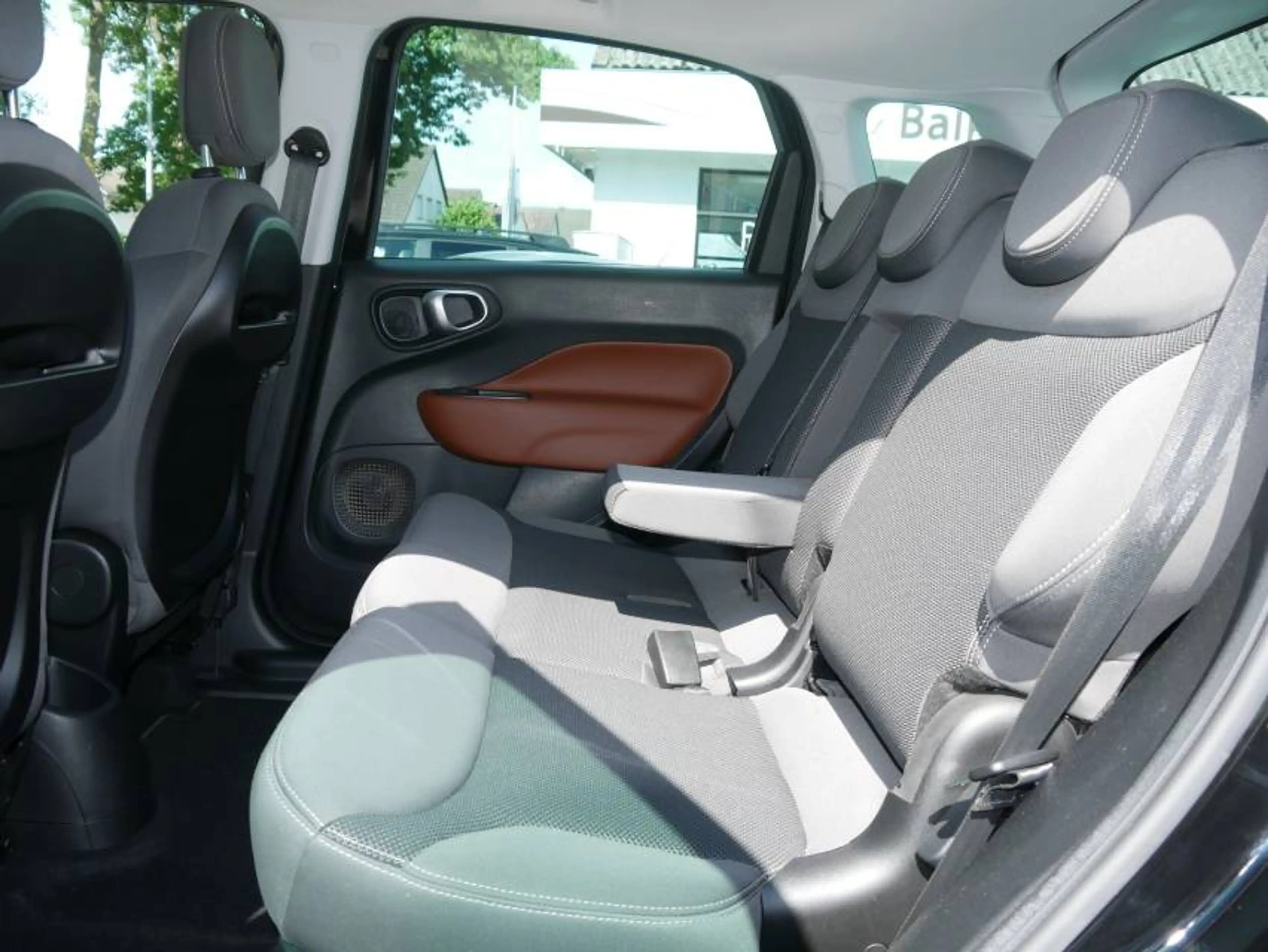 Fiat 500L Trekking ROCK`N ROAD EDITION *TOP Zustand!*uvm! — photo 12