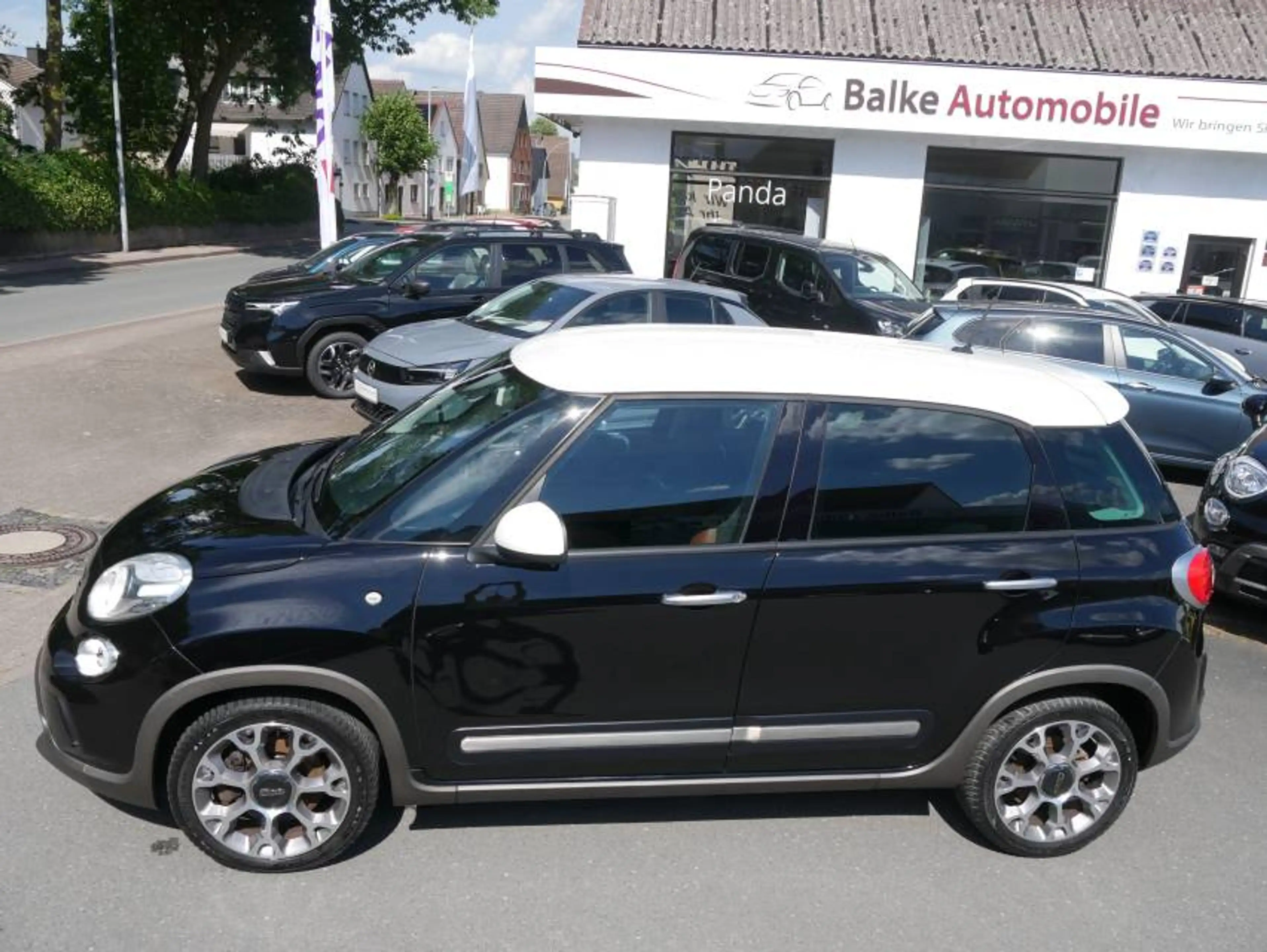 Fiat 500L Trekking ROCK`N ROAD EDITION *TOP Zustand!*uvm! — photo 9