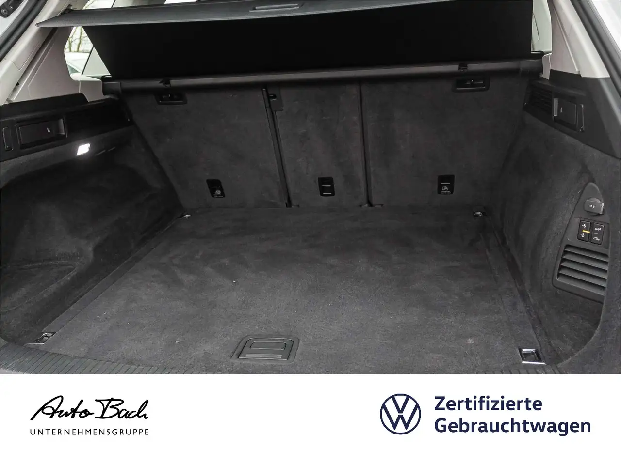 Volkswagen Touareg 3.0TDI Navi LED Standhzg Luft Leder ACC 14