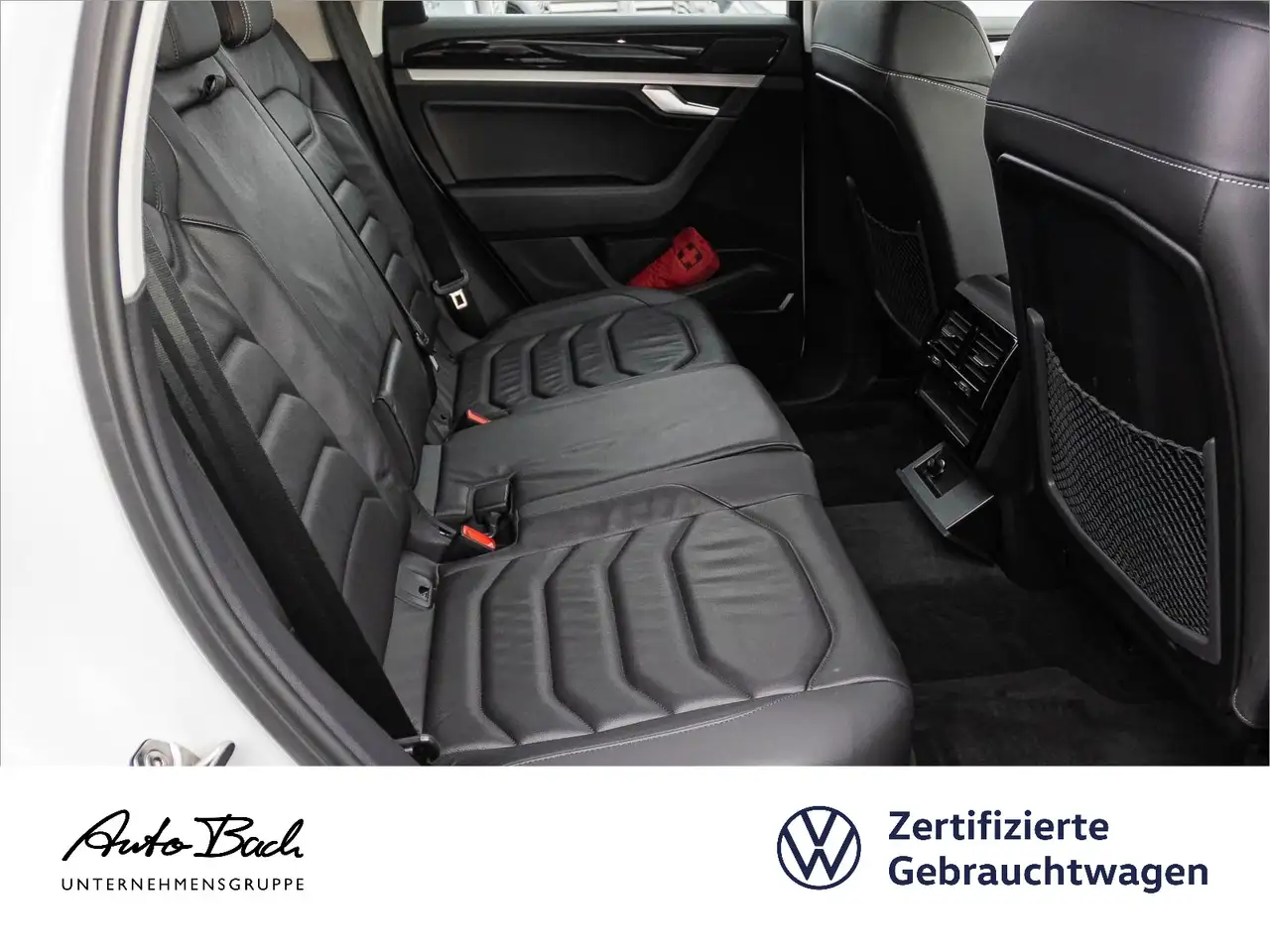 Volkswagen Touareg 3.0TDI Navi LED Standhzg Luft Leder ACC 15