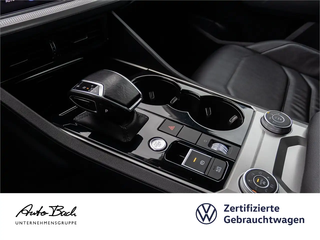 Volkswagen Touareg 3.0TDI Navi LED Standhzg Luft Leder ACC 11