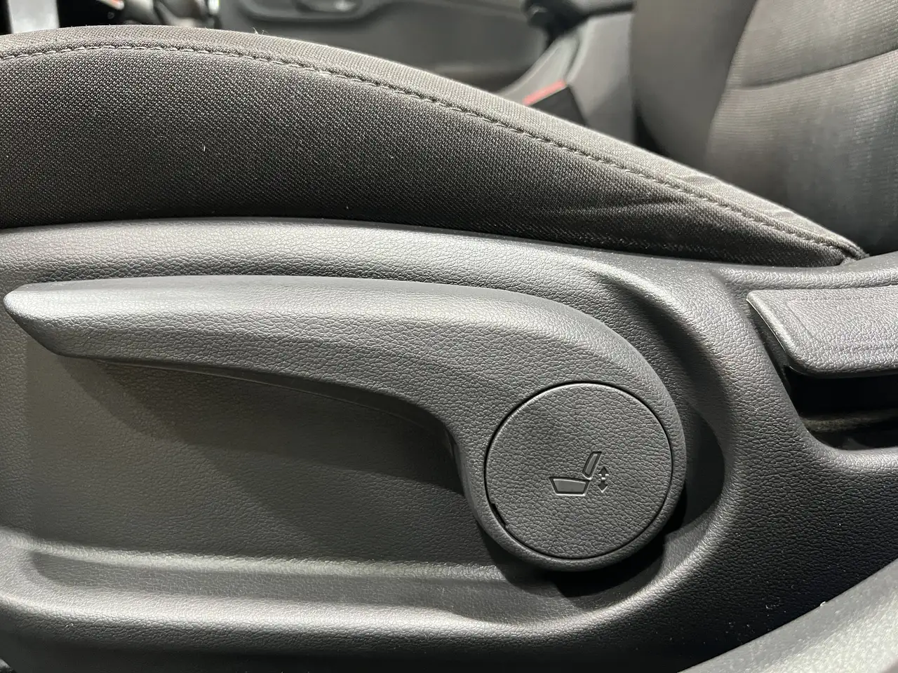 Hyundai KONA photo Hyundai KONA