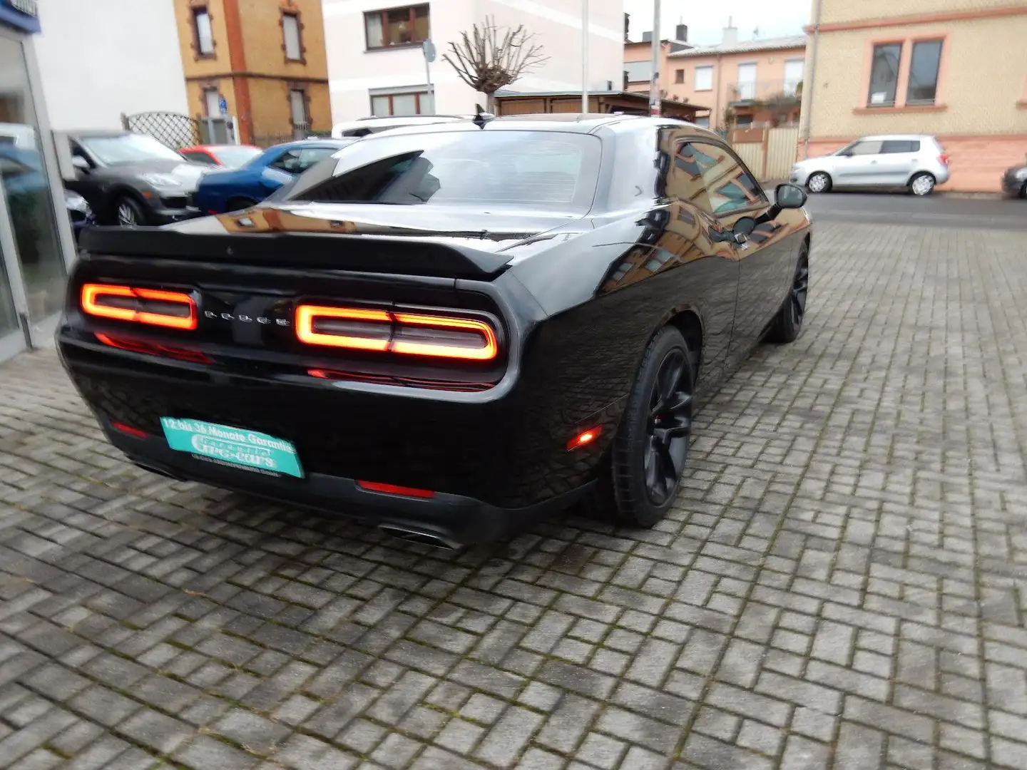 Dodge Challenger 6.4 L V8 R/T* Scat Pack Zwart - 2