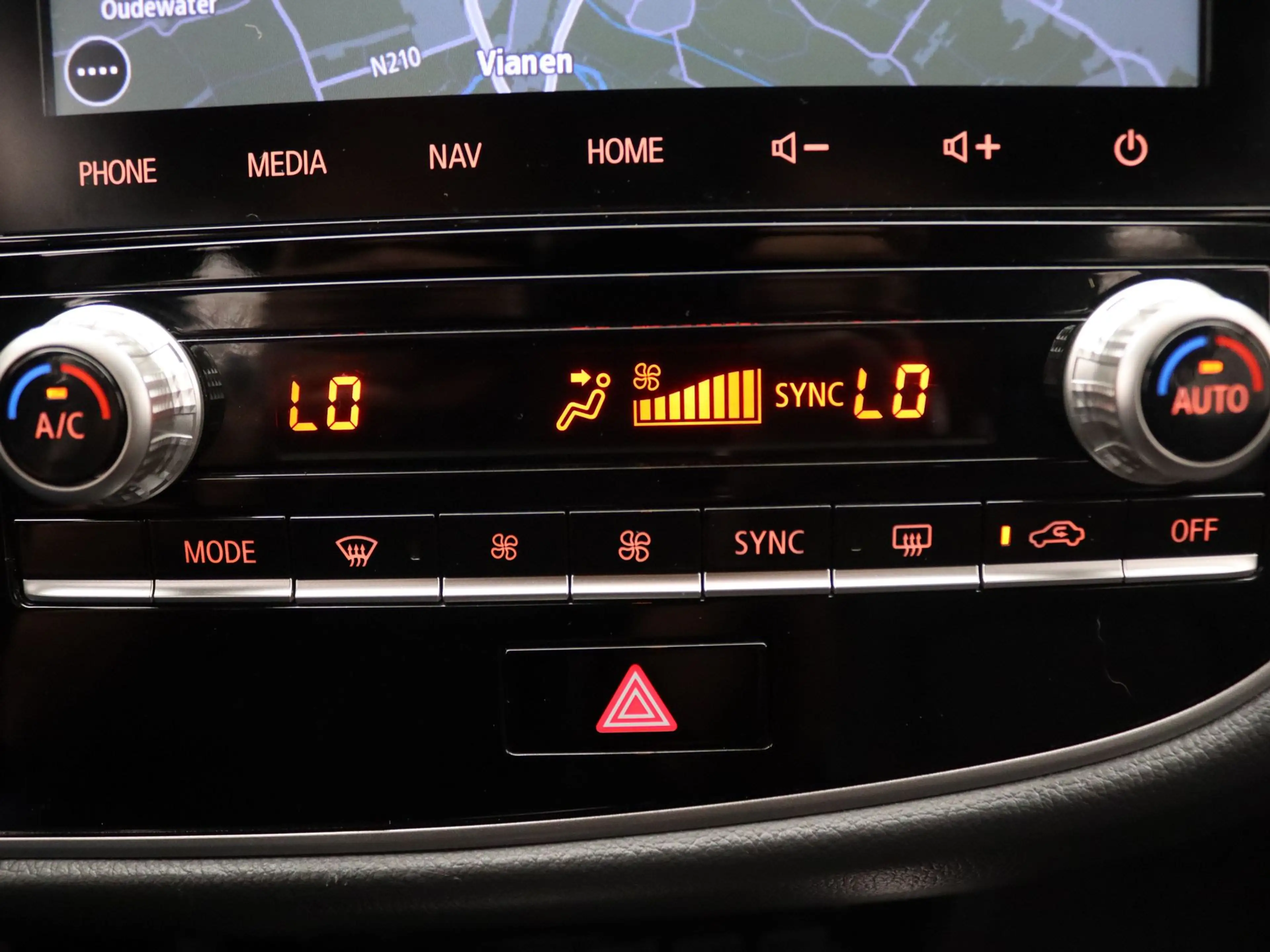 Mitsubishi Outlander 225pk PHEV Instyle Apple Carplay/Android Auto | Tr — photo 7