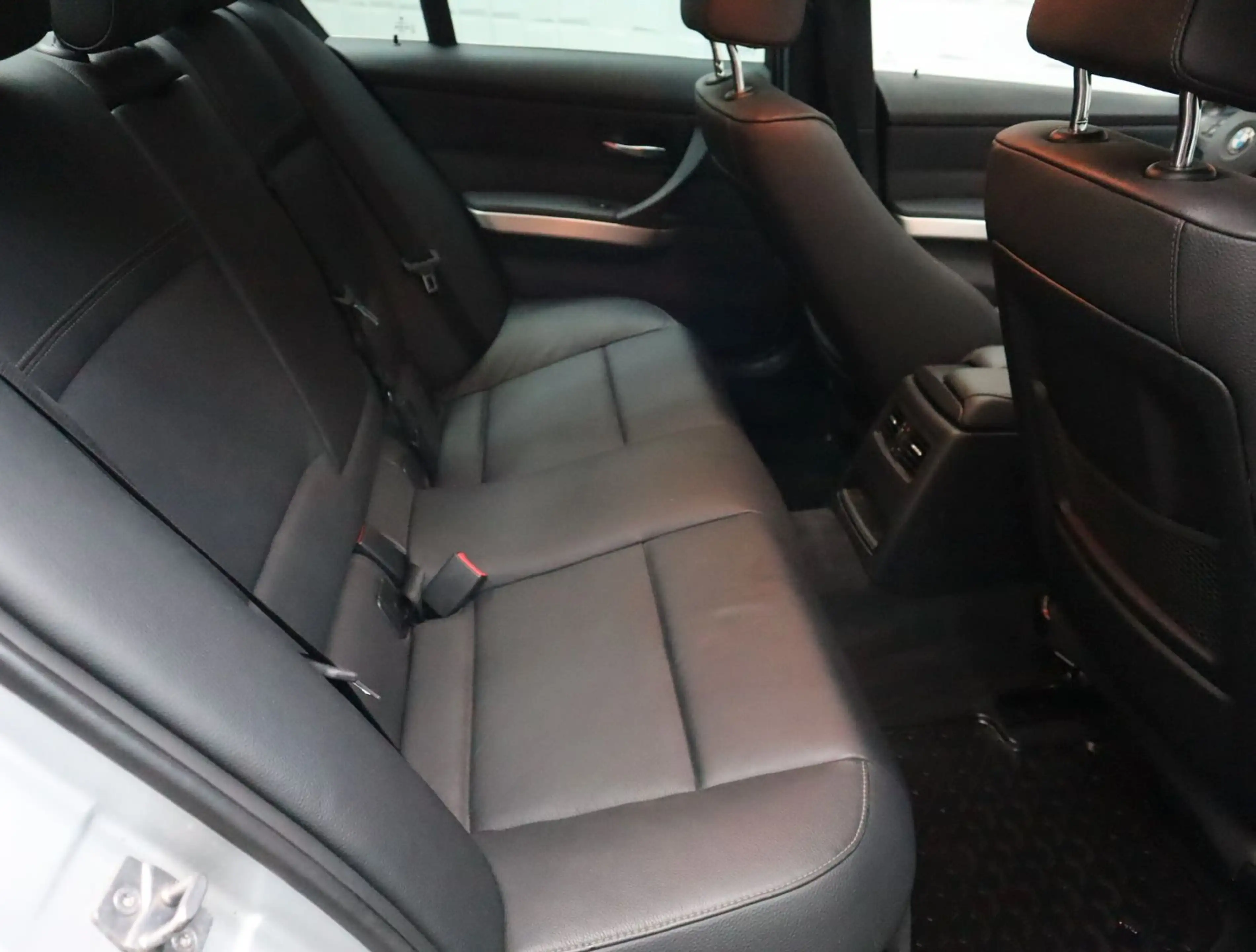 BMW 325 d Limo M Sport Xenon Schiebedach Volleder — photo 13