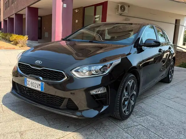 Kia Ceed / cee'd Ceed III 2019 1.4 mpi Business Class Adas Pack eco gpl 96cv