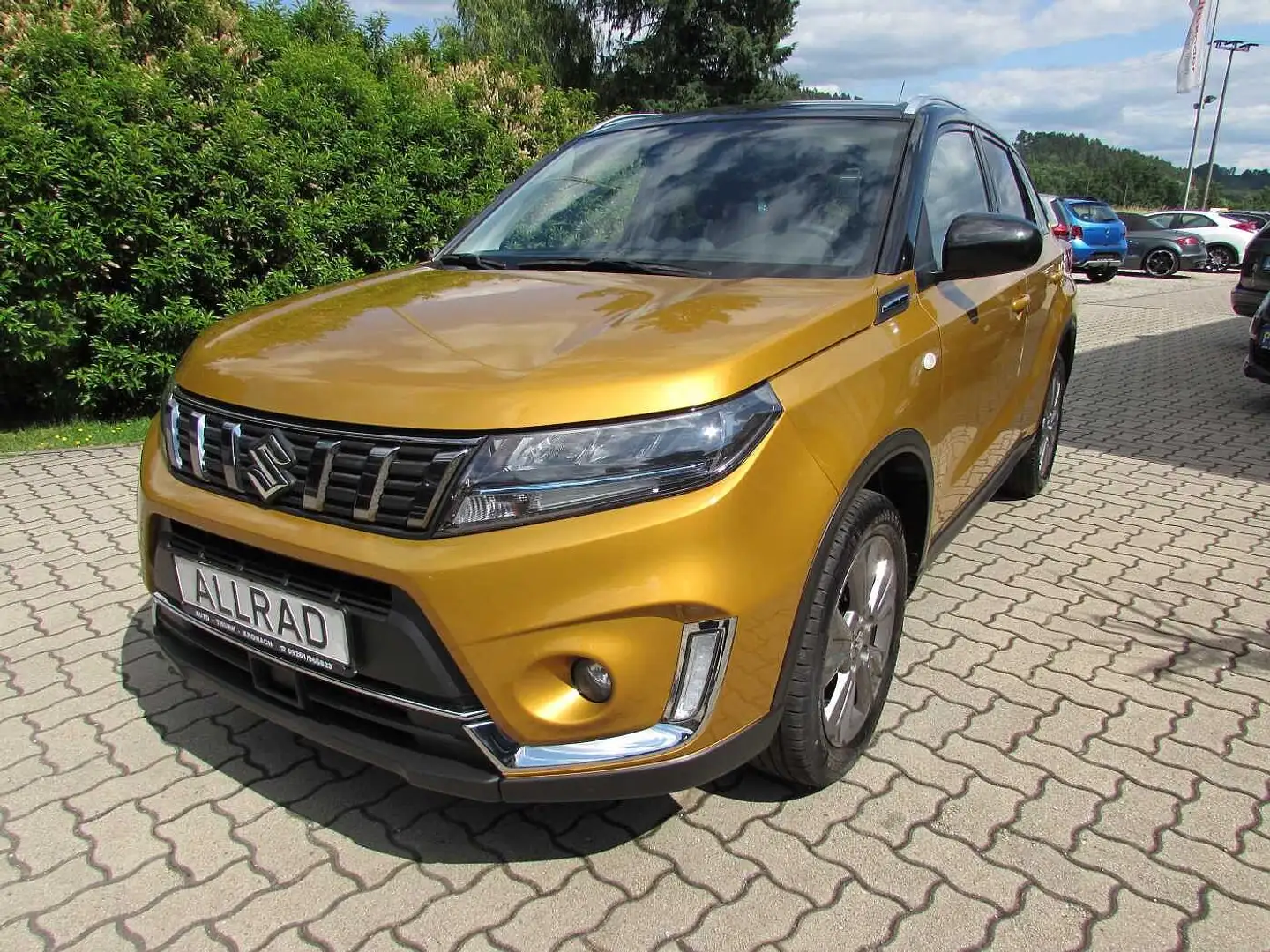 Suzuki Vitara 1.4 Boosterjet Hybrid Allgrip Comfort Jaune - 1