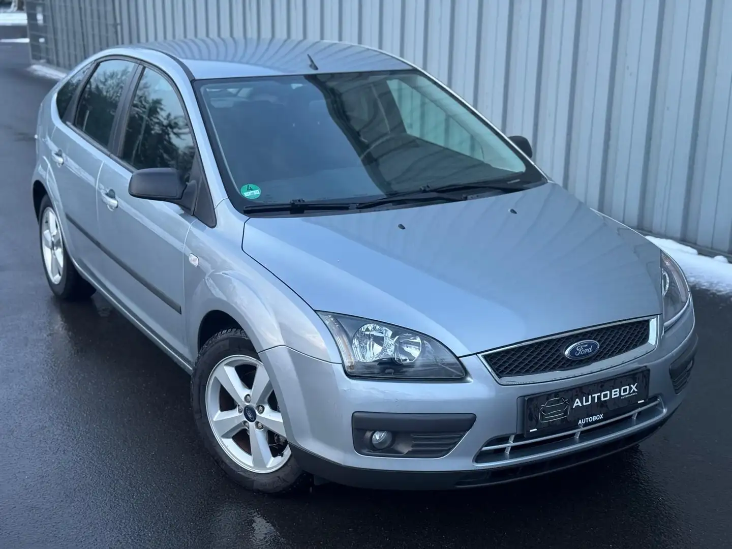 Ford Focus 1,6 Lim. Sport*48TKM*KLIMA Silber - 1