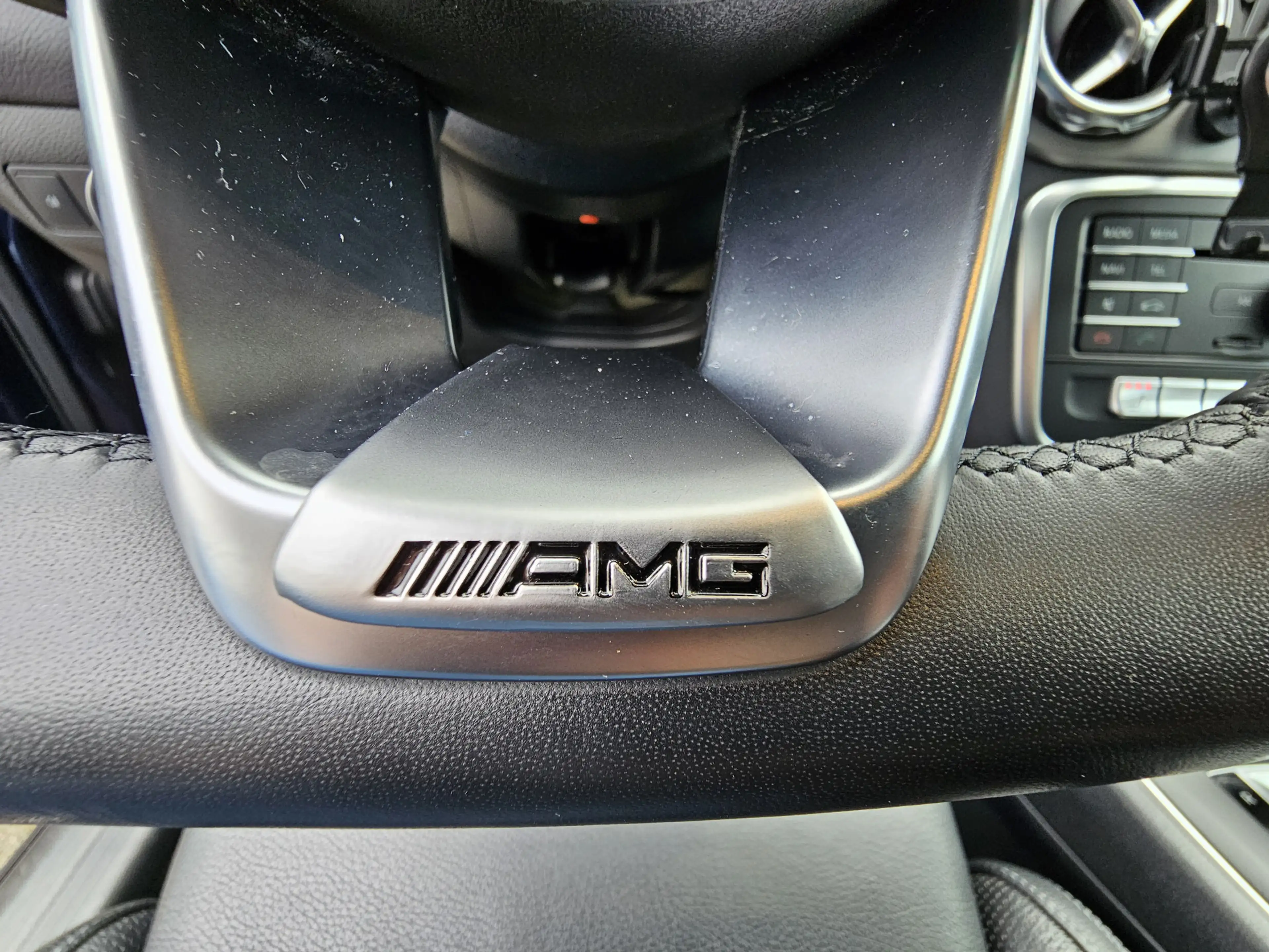 Mercedes-Benz GLA 45 AMG 4MATIC Premium,360 camera,Leder. — photo 40