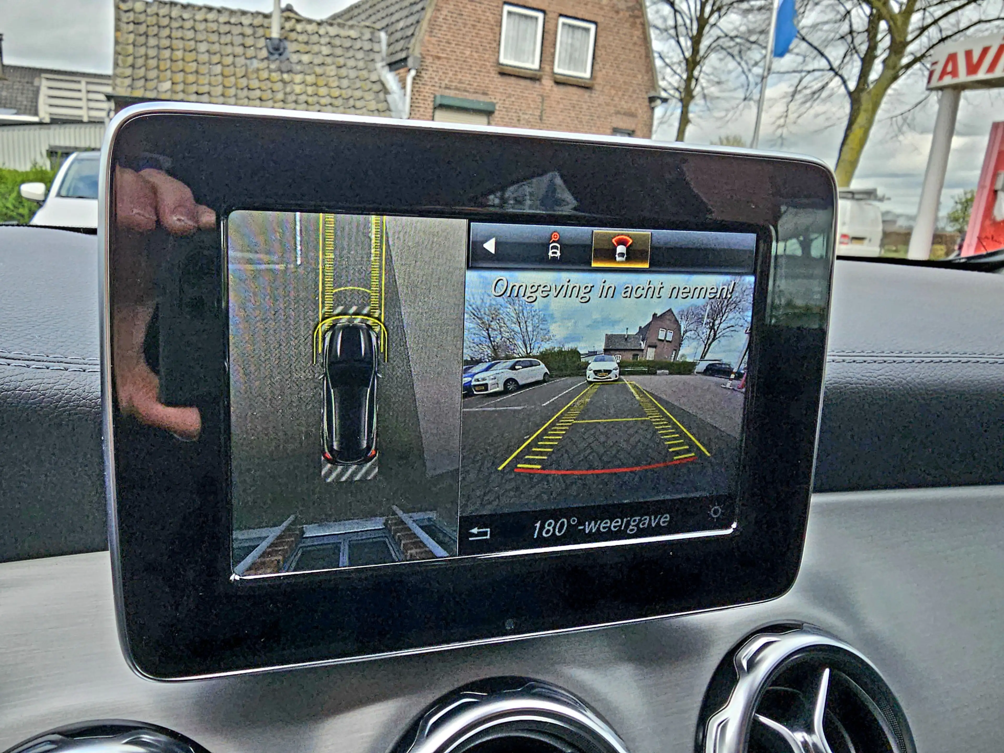 Mercedes-Benz GLA 45 AMG 4MATIC Premium,360 camera,Leder. — photo 22