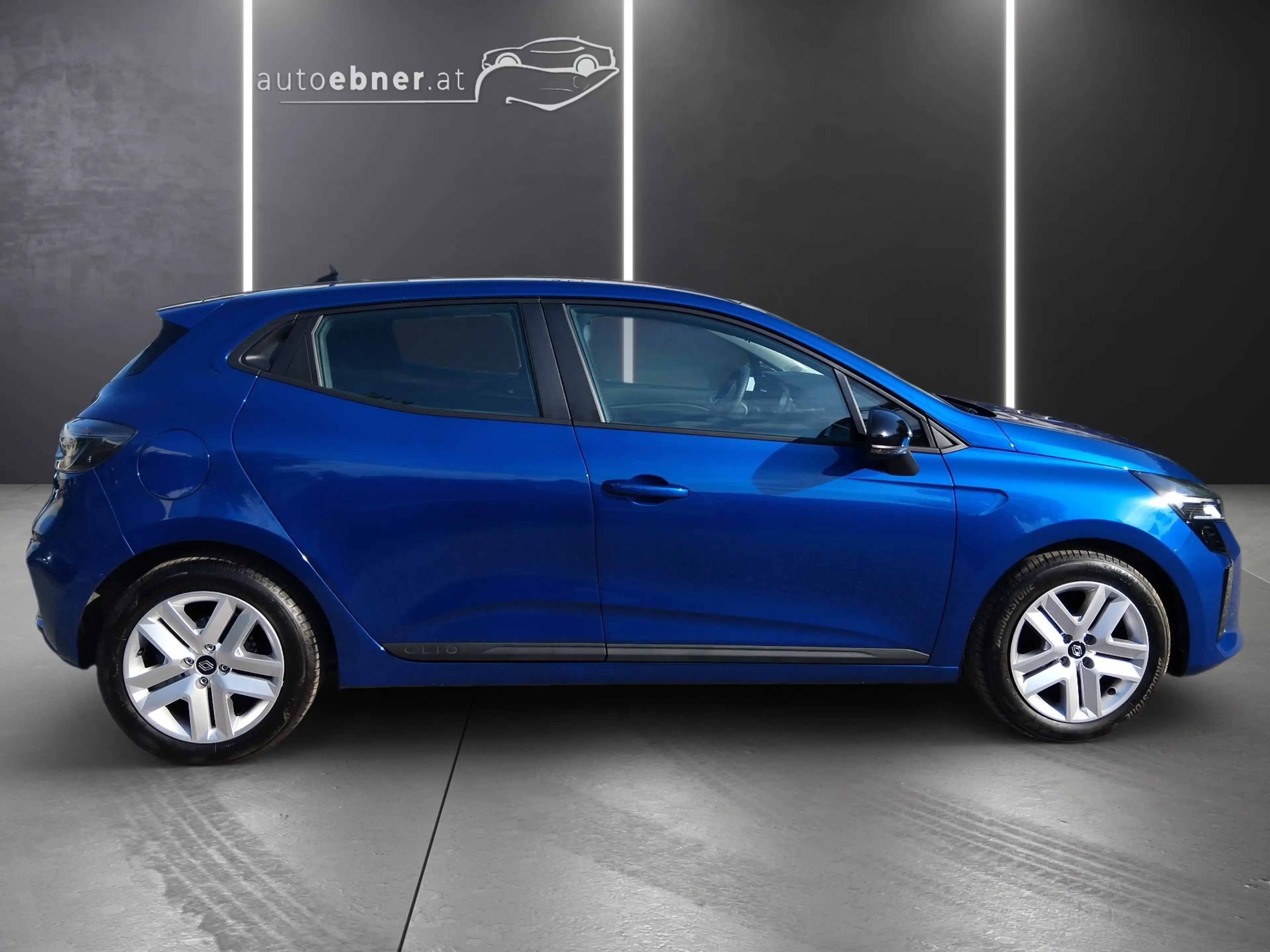 Renault Clio Clio Evolution TCe 90 — photo 4