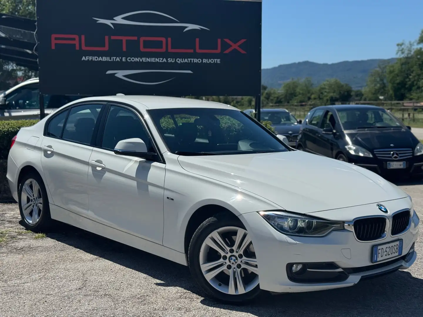 BMW 318 318d Sport Blanc - 2