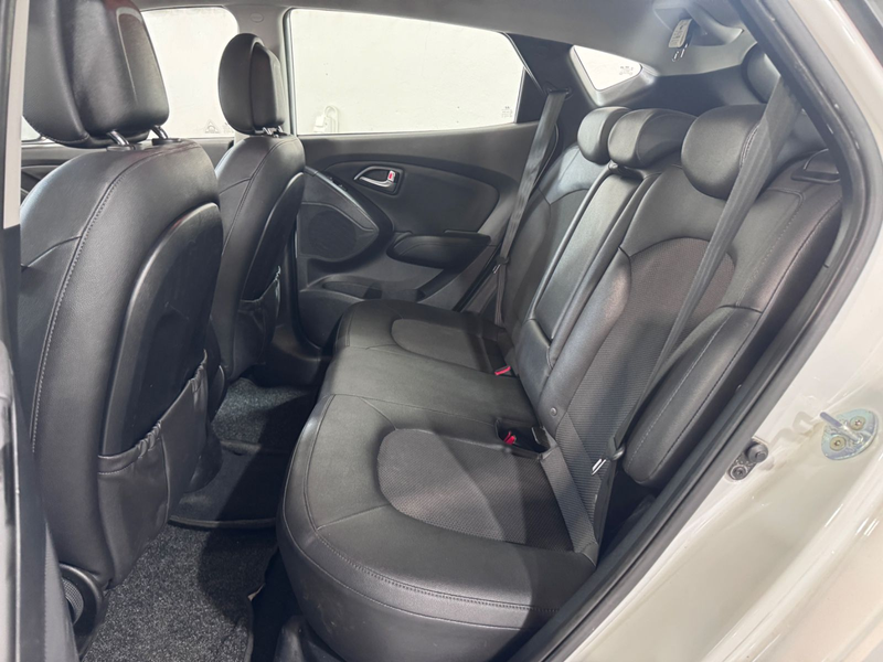 Hyundai iX35 FIFA World Cup Edition 2WD — photo 7