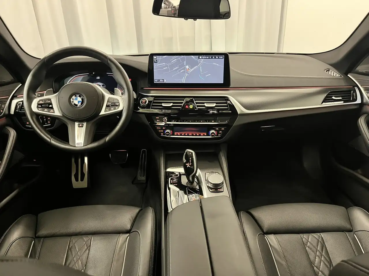 BMW 530 d xDrive *M-Sport / MEGA Ausstattung / AHV*, миниатюра 9