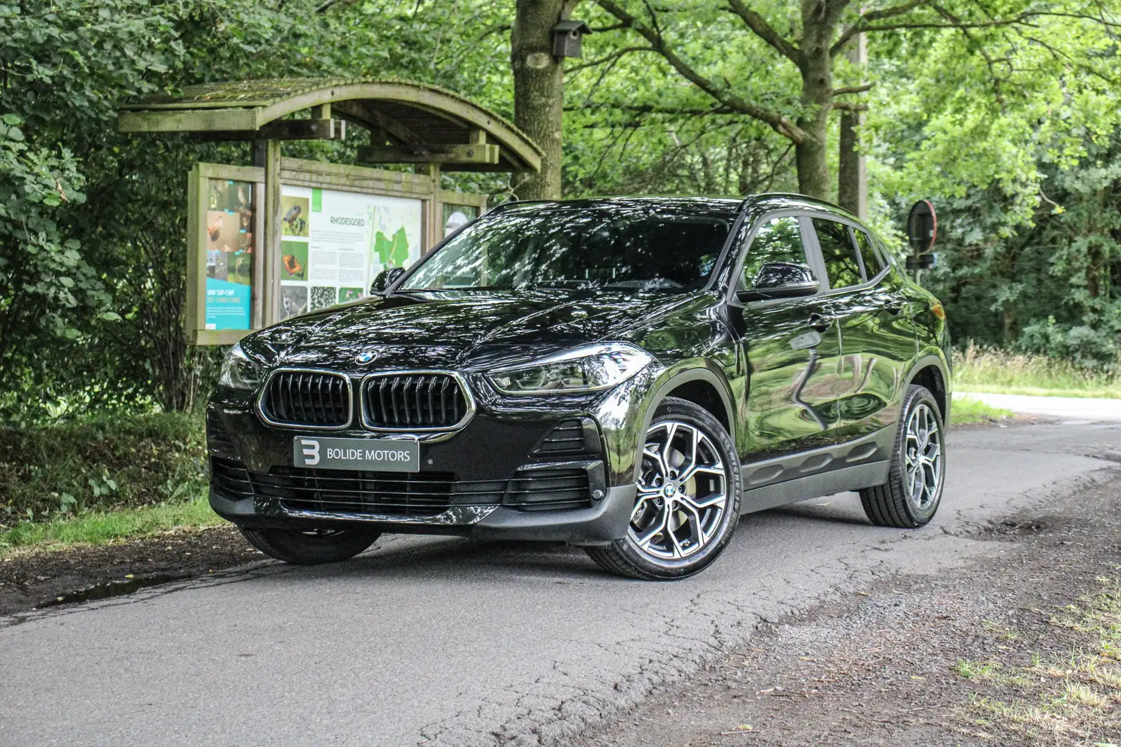 BMW X2 1.5iA xDrive25e Plug in hybride*Harman Kardon soun Noir - 1