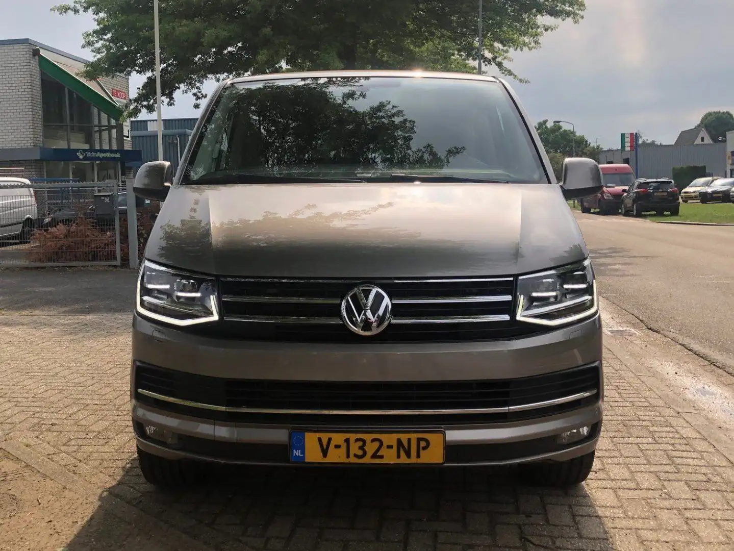 Volkswagen T6 Caravelle T6 Caravelle 2.0 L2H1 TDI DSG HIGHLINE Beżowy - 2