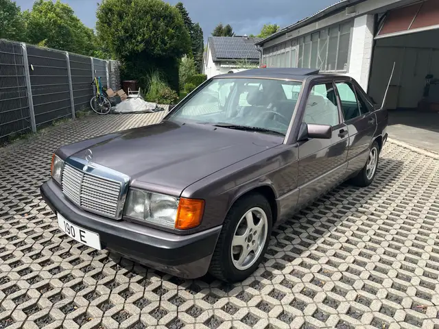 Mercedes-Benz 190 190 E 2.0 einer der Letzten aus der Serie
