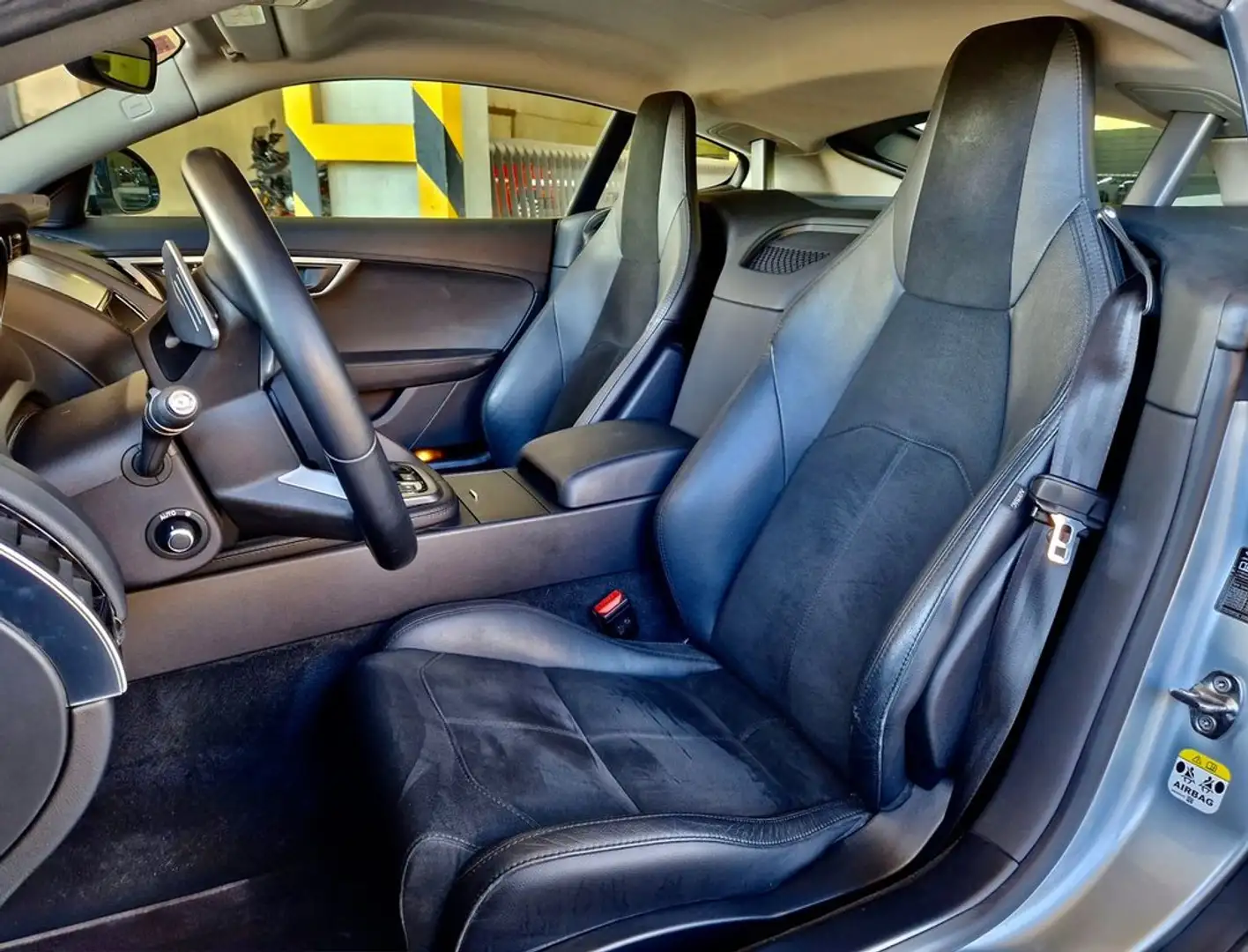 Jaguar F-Type 3.0 V6 Gris - 2