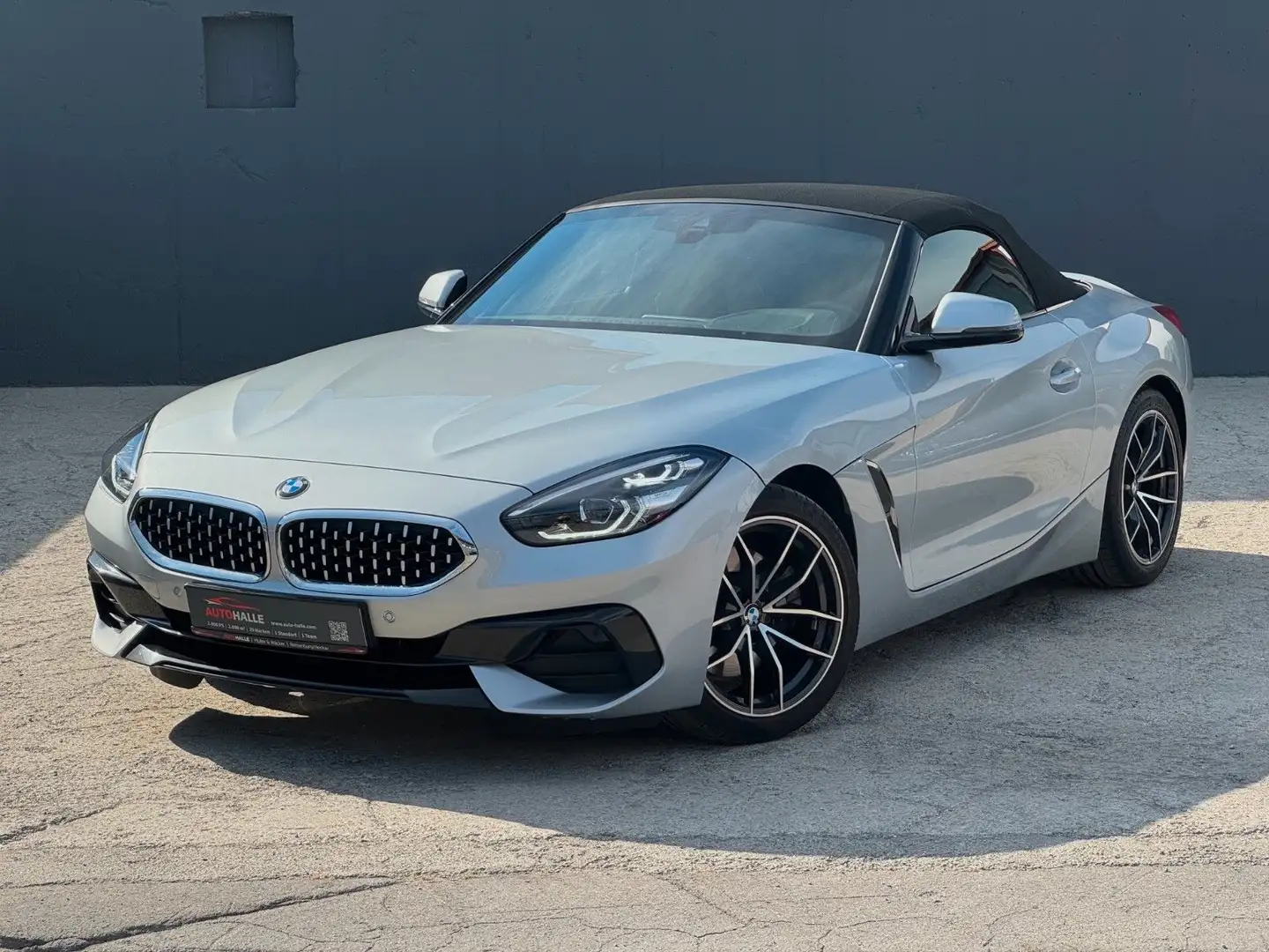 BMW Z4 sDrive 20i Sport Line Tempo HiFi LCP LHZ SHZ Silber - 2