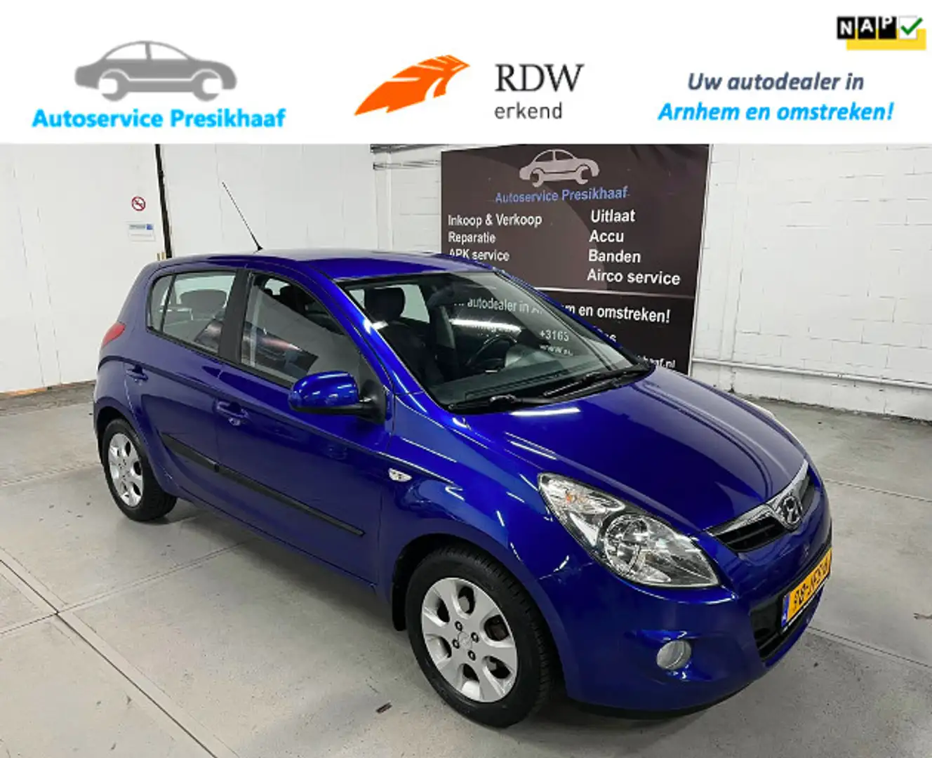 Hyundai i20 1.4i i-Catcher HALF-LEDER / NAP / LM VELGEN Blauw - 1