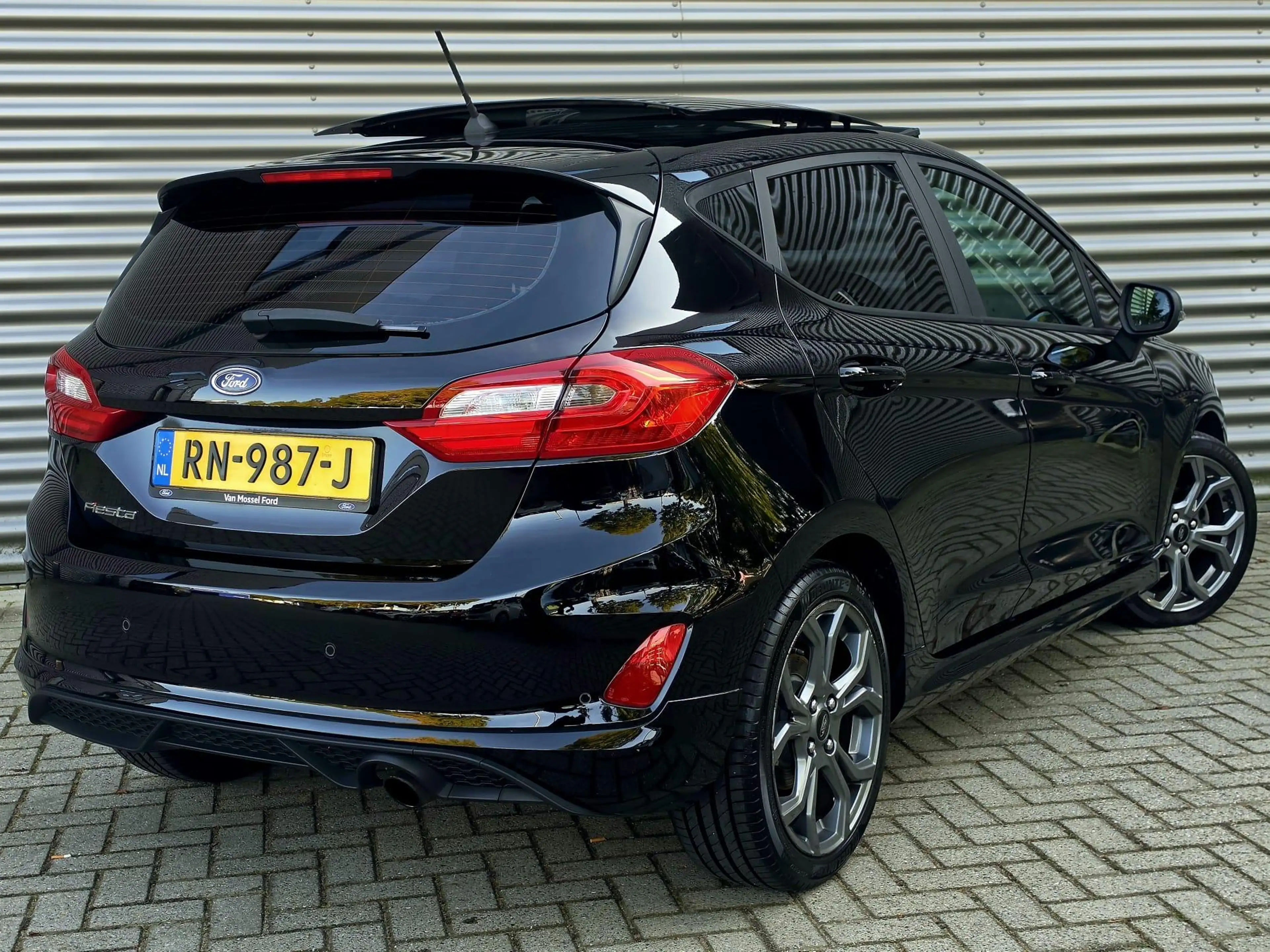 Ford Fiesta 1.0 EcoBoost ST-Line Pano / Nieuwe Distributieriem — photo 5