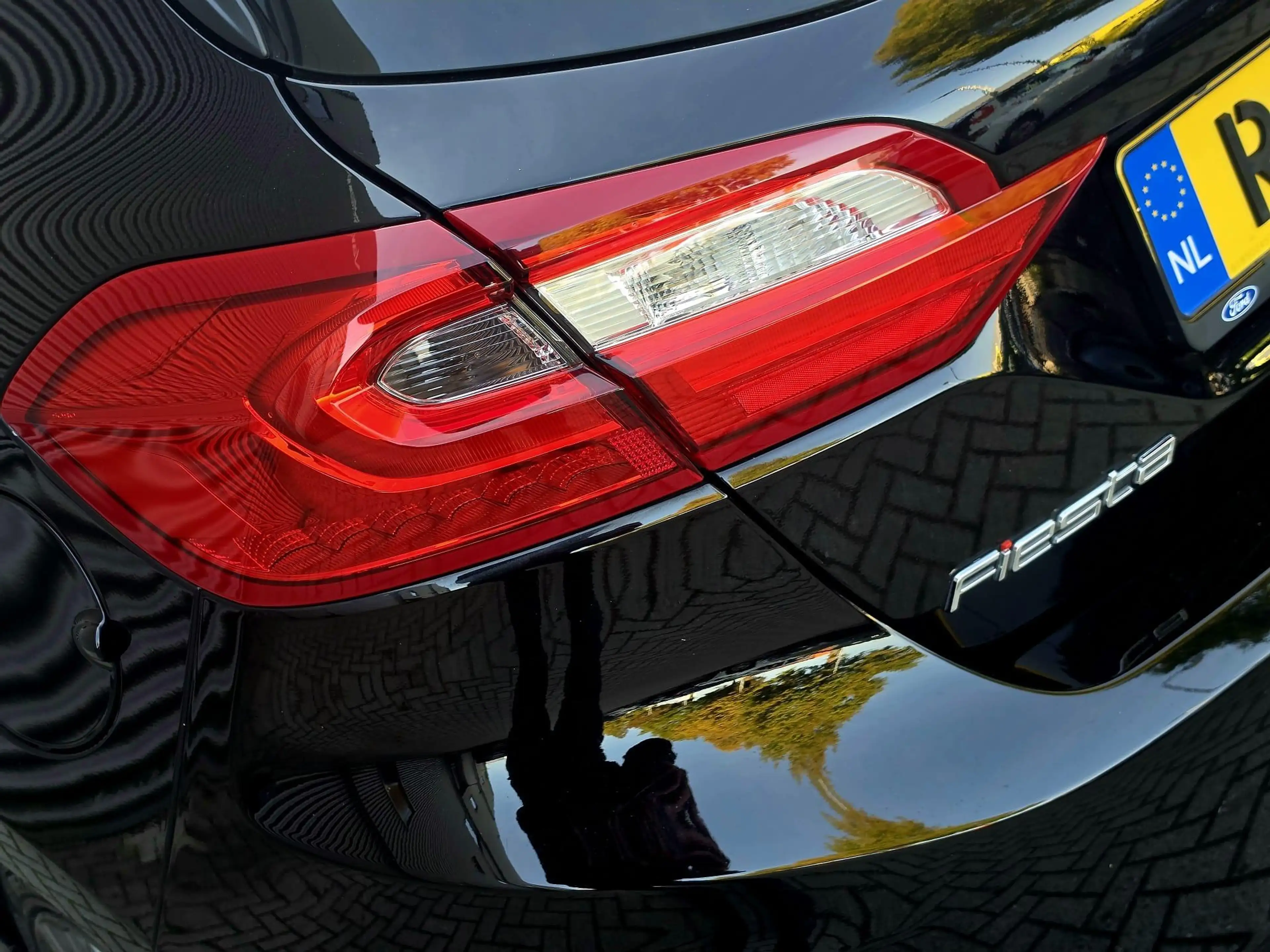 Ford Fiesta 1.0 EcoBoost ST-Line Pano / Nieuwe Distributieriem — photo 8