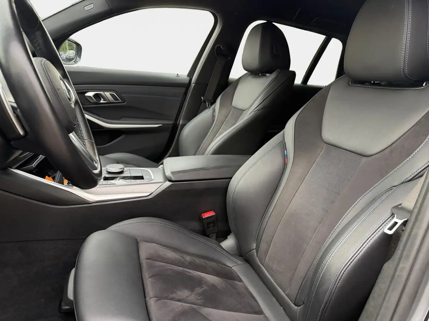 BMW 330 M Sport Grau - 2