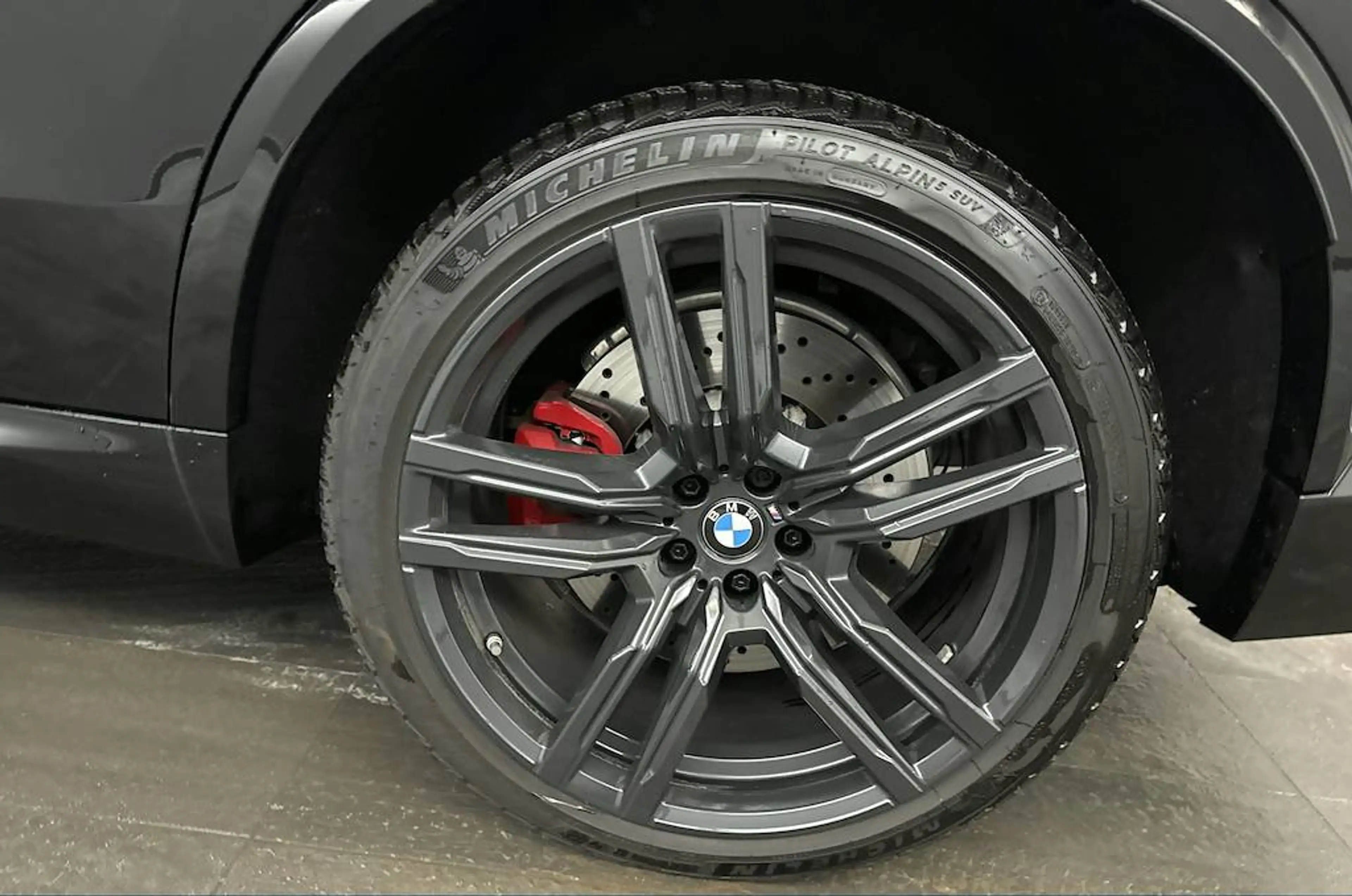 BMW X5 M Competition 22"/INNOVATION/INDIVIDUAL/360 — photo 10