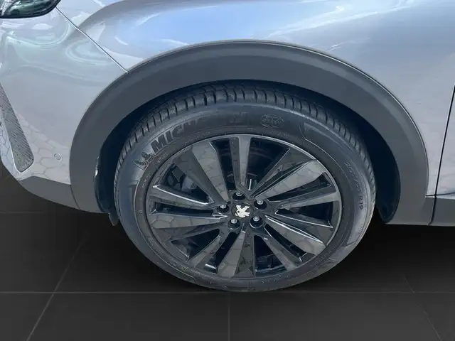 Peugeot 3008 view 7