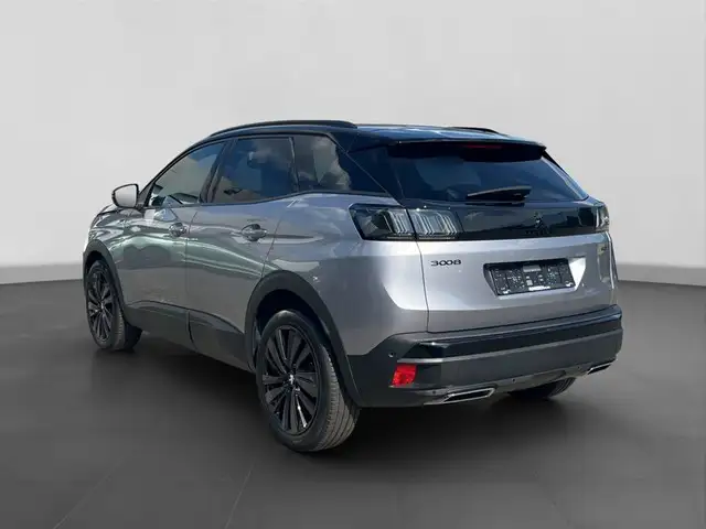 Peugeot 3008 view 3