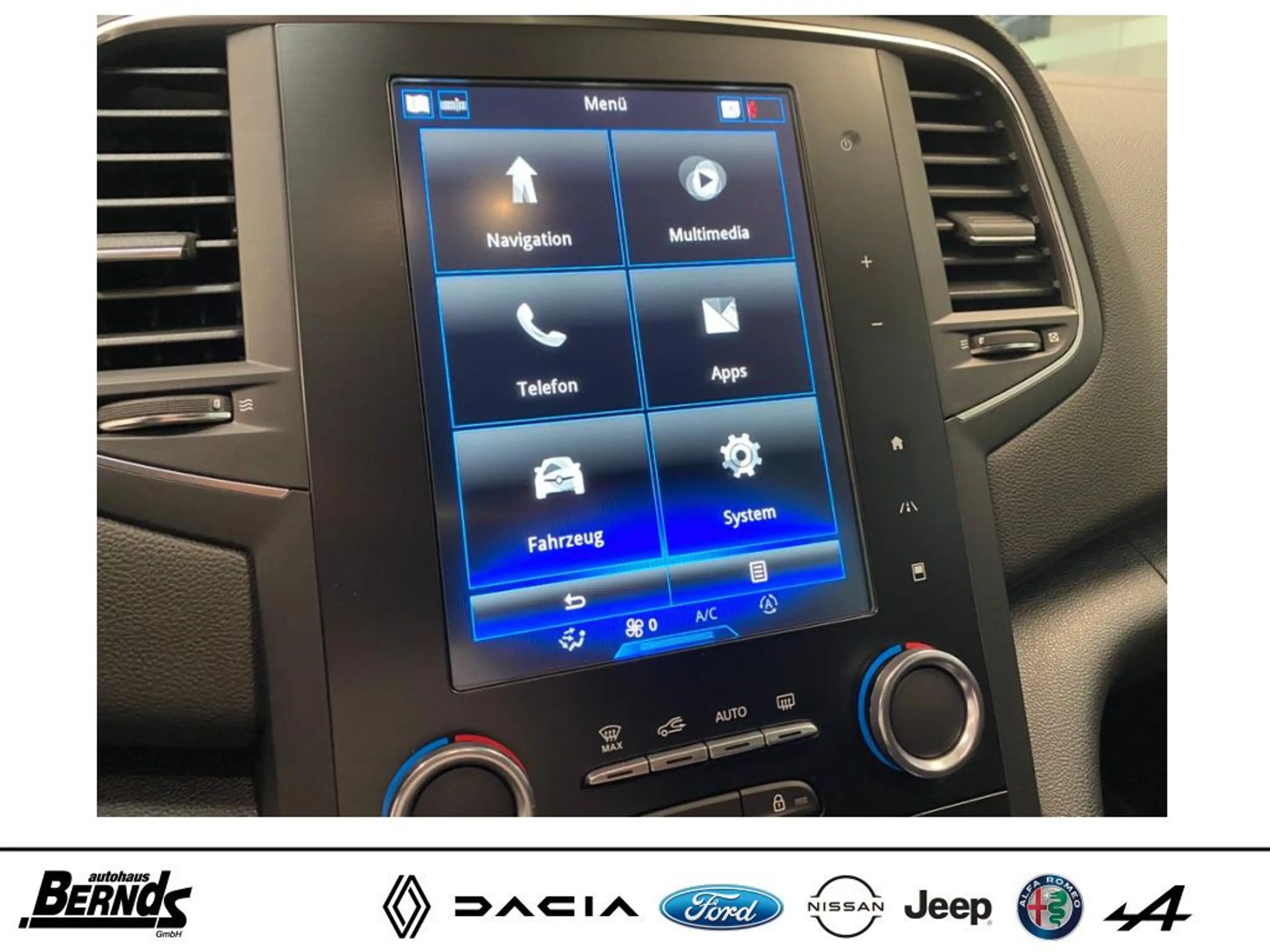 Renault Megane Grandtour TCe 140 GPF BOSE EDITION Easy-Parking — photo 15