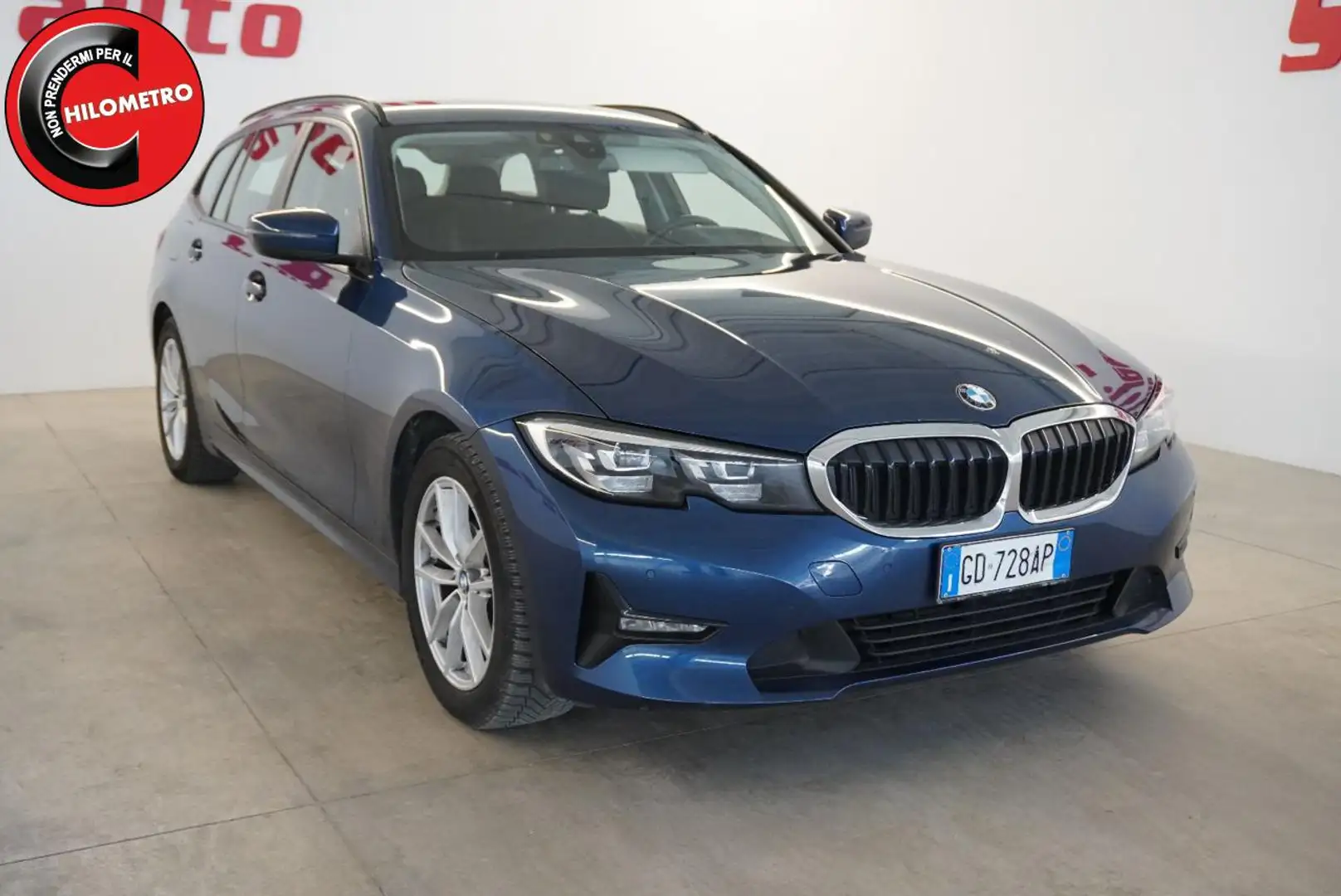 BMW 320 d xDrive Touring Business Advantage Bleu - 2
