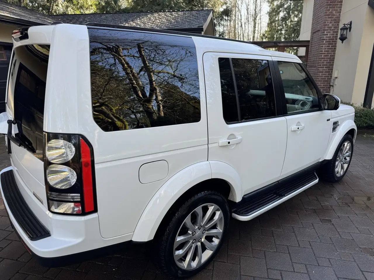 Land Rover LR4 снимка Land Rover LR4
