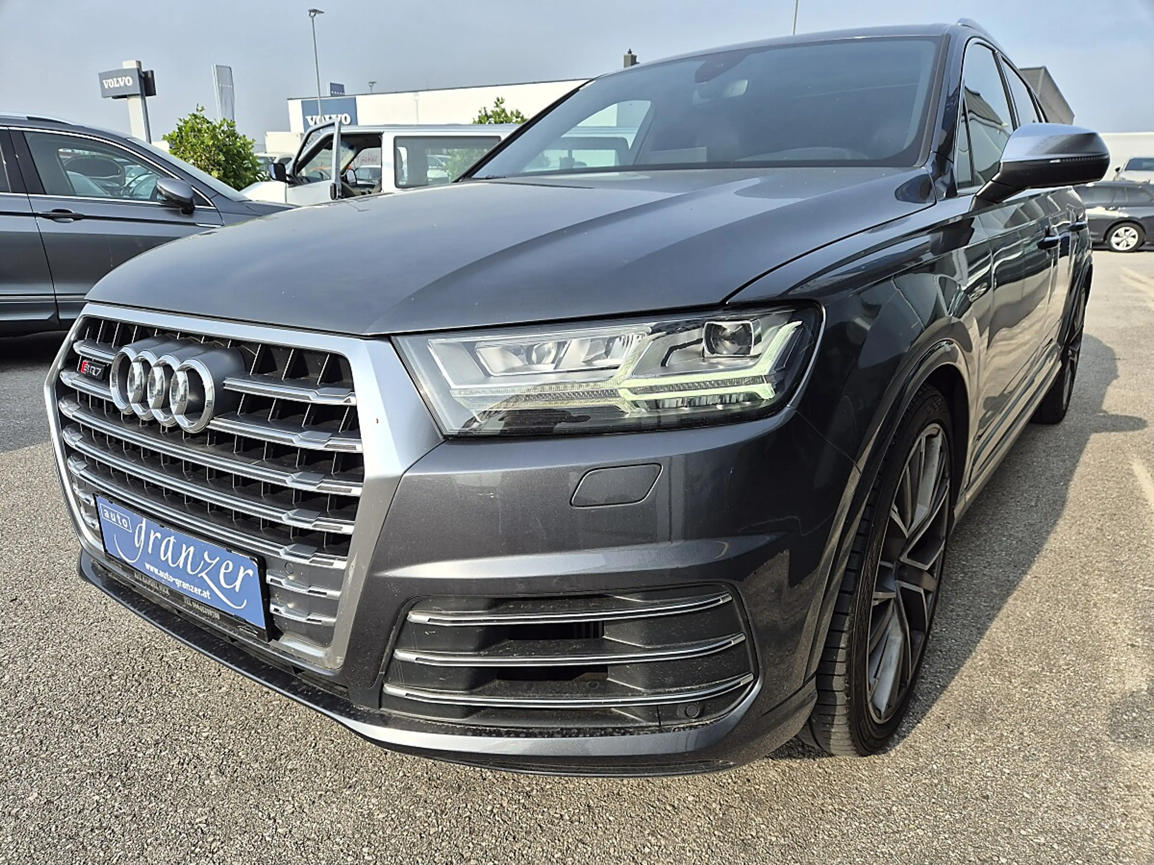 Audi SQ7 4,0 TDI quattro Tiptronic — photo 4