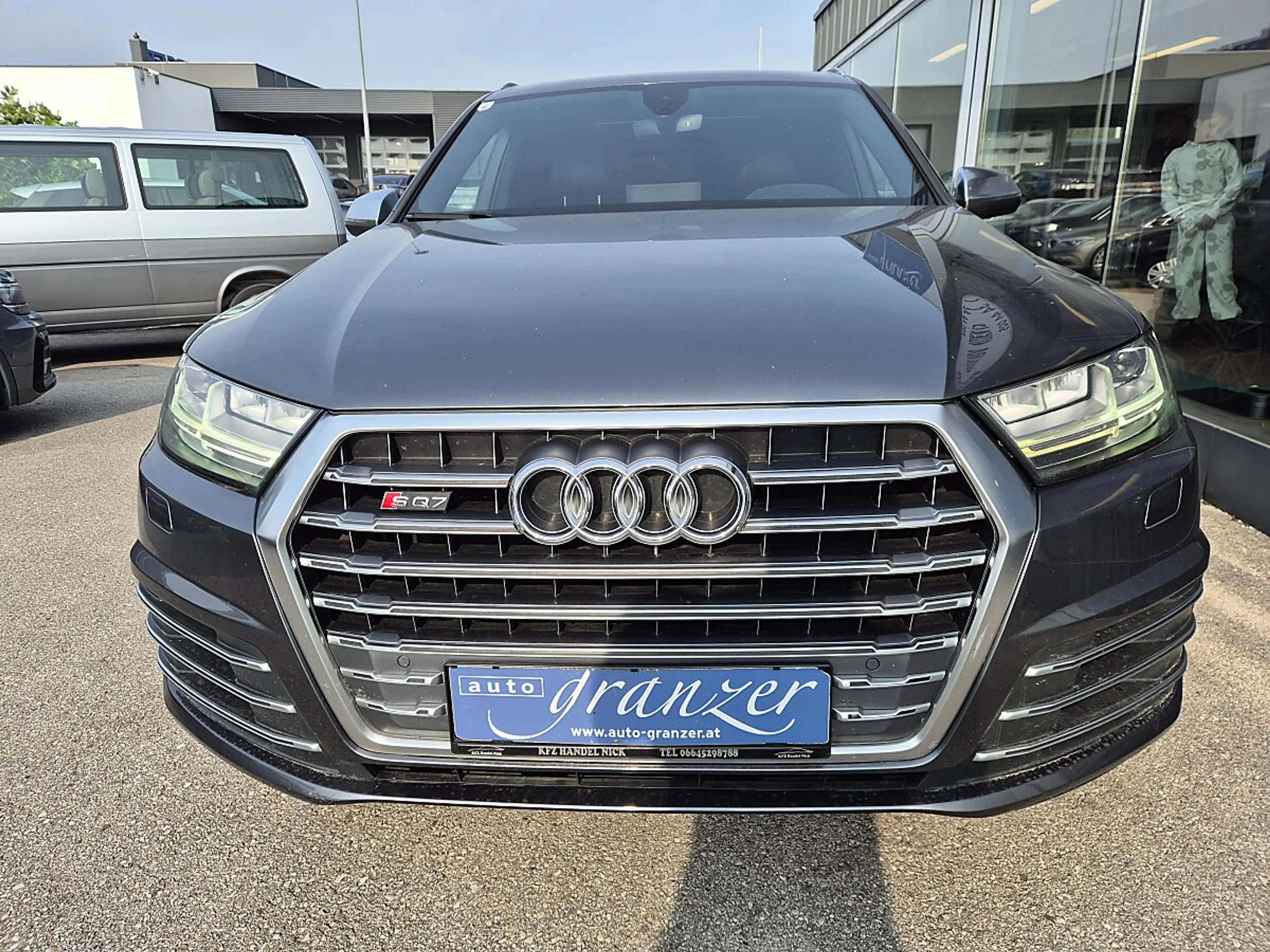 Audi SQ7 4,0 TDI quattro Tiptronic — photo 3