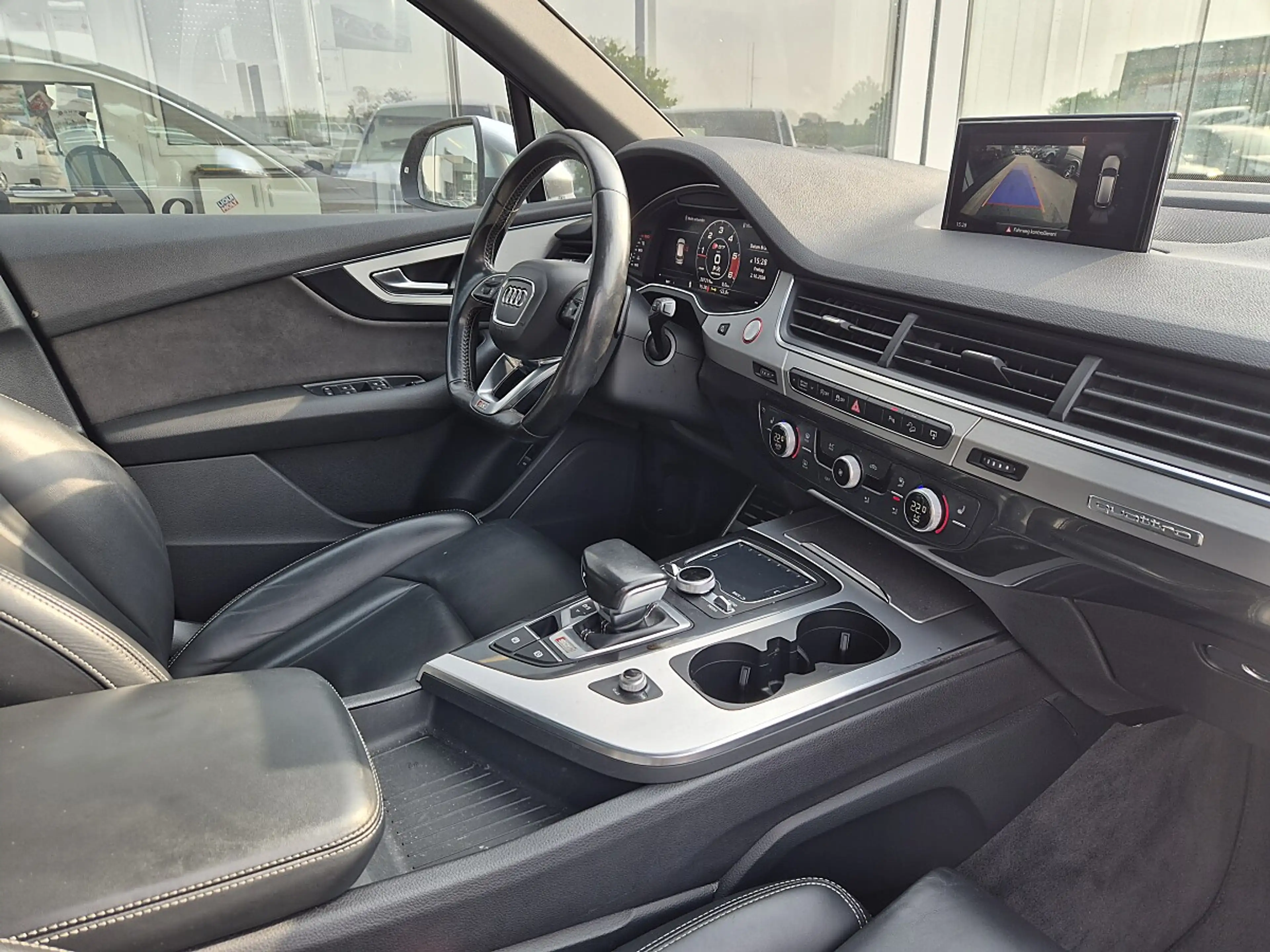 Audi SQ7 4,0 TDI quattro Tiptronic — photo 12