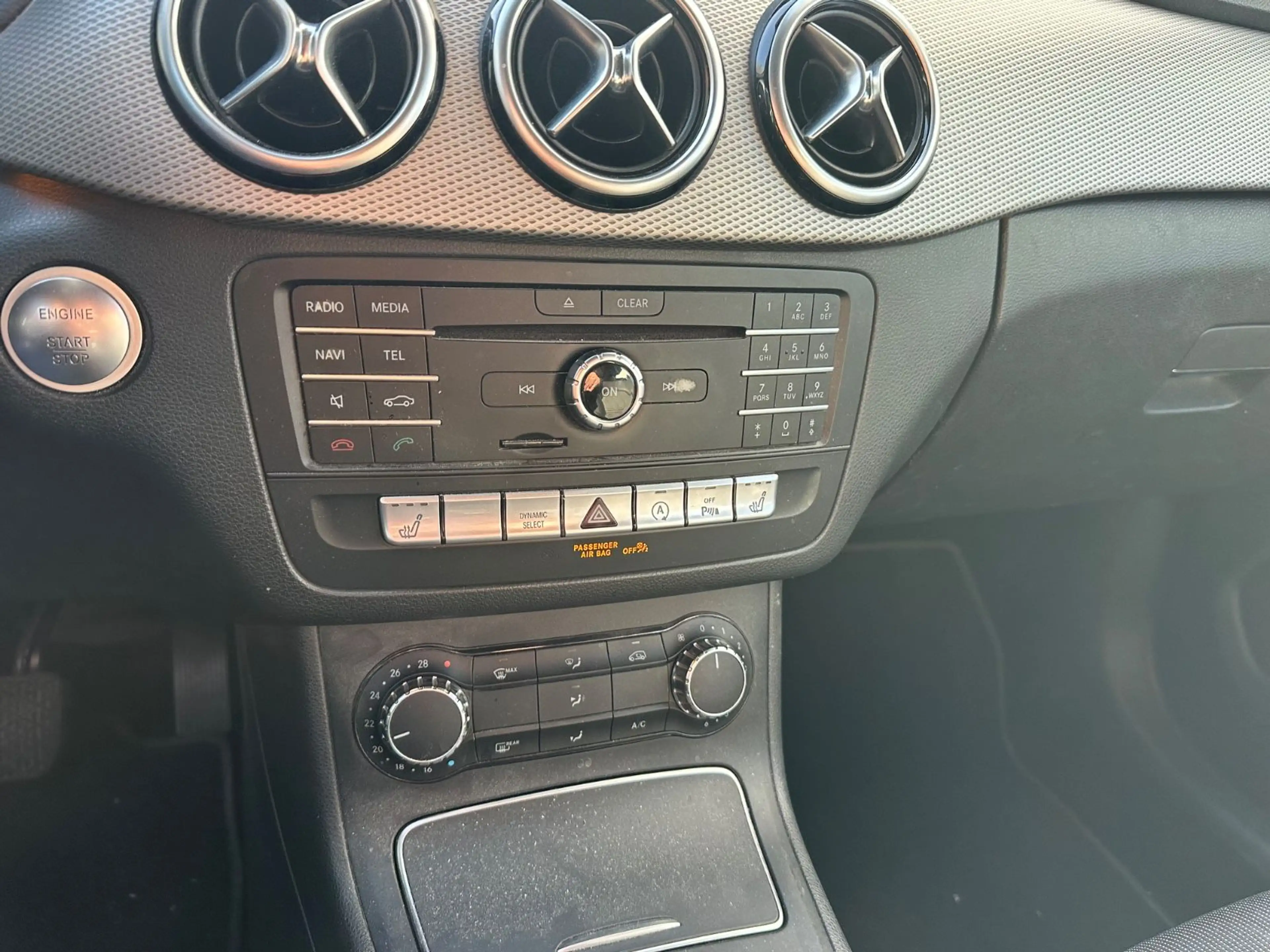 Mercedes-Benz B 220 4Matic Automatik|Led| Navi| MFL|Sportsitze — photo 13