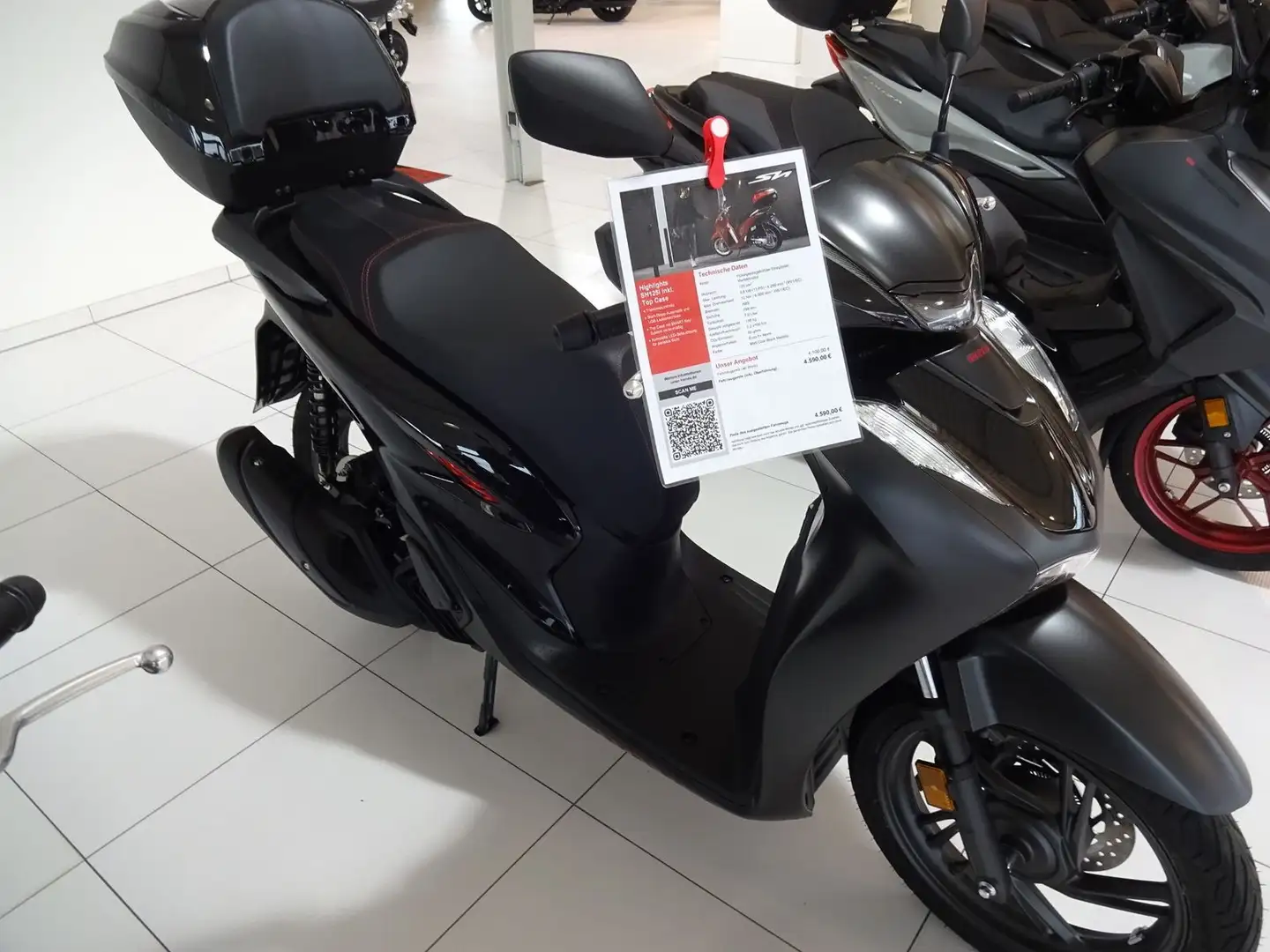 Honda SH 125i inkl. Top Case Schwarz - 1